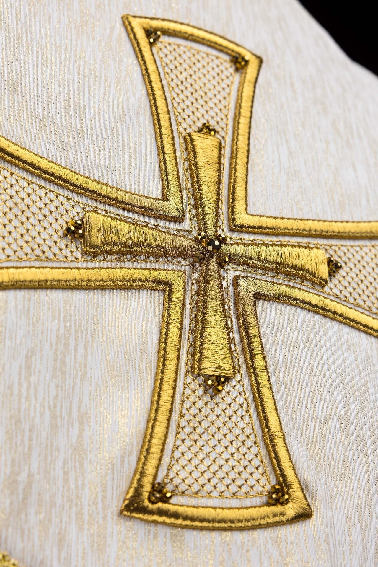 Cope with natural stones Handmade 3018 HM/3018/05/86 ECRU 145cm - CHASUBLES.COM