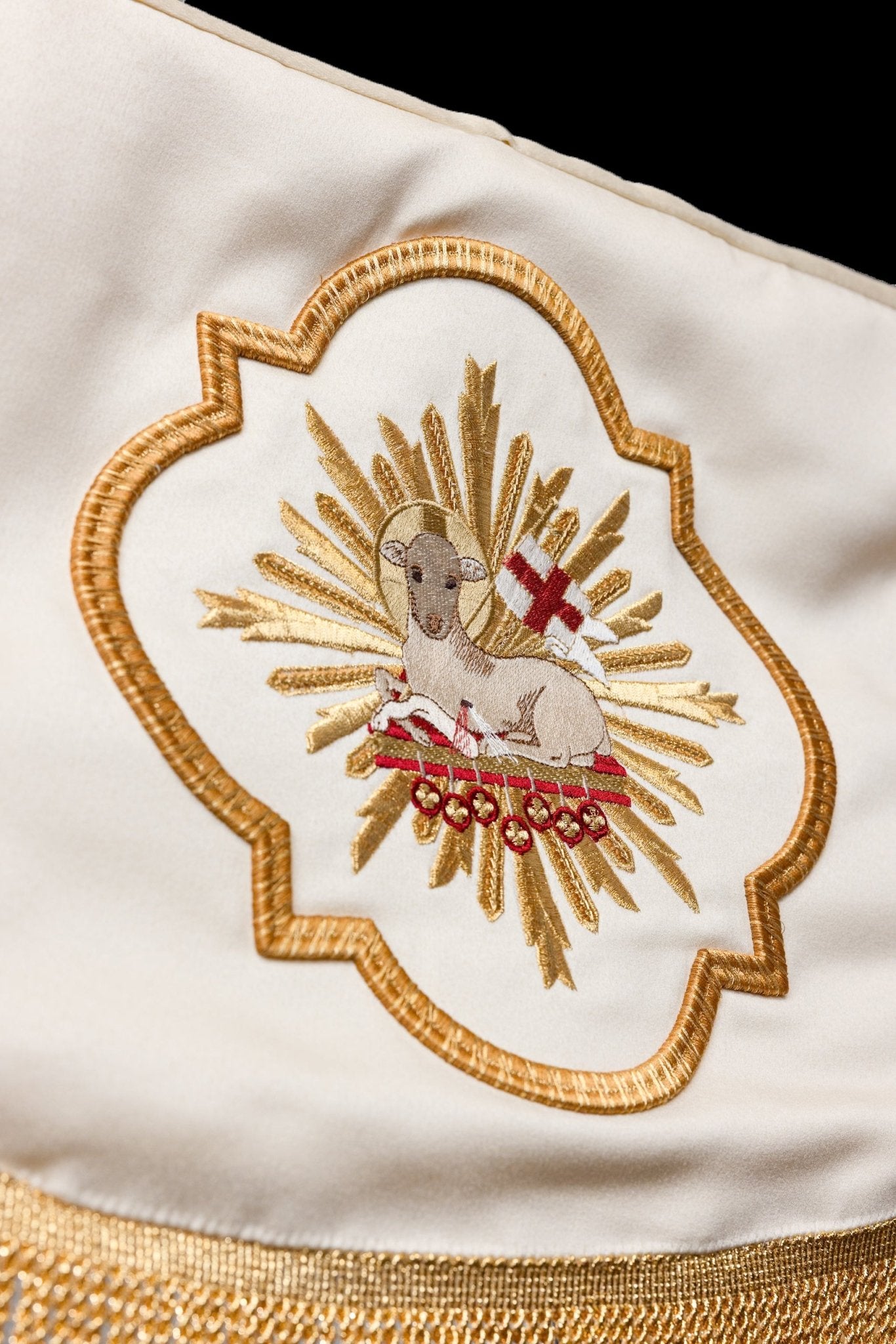 Corpus Christi Processional Canopy Ecru Satin IHS Embroidery 55 x 63 in KDT/0053/05/20 140*160 - CHASUBLES.COM