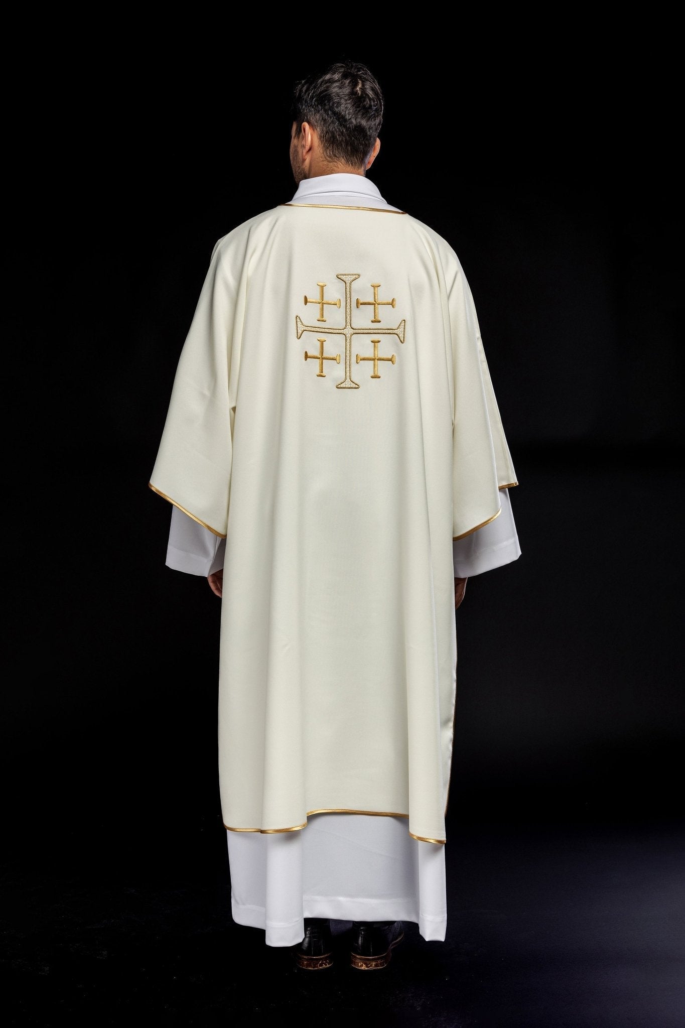Cream dalmatic with crosses embroidery KDL/260/05/12/A - HAFTINAUSA.COM