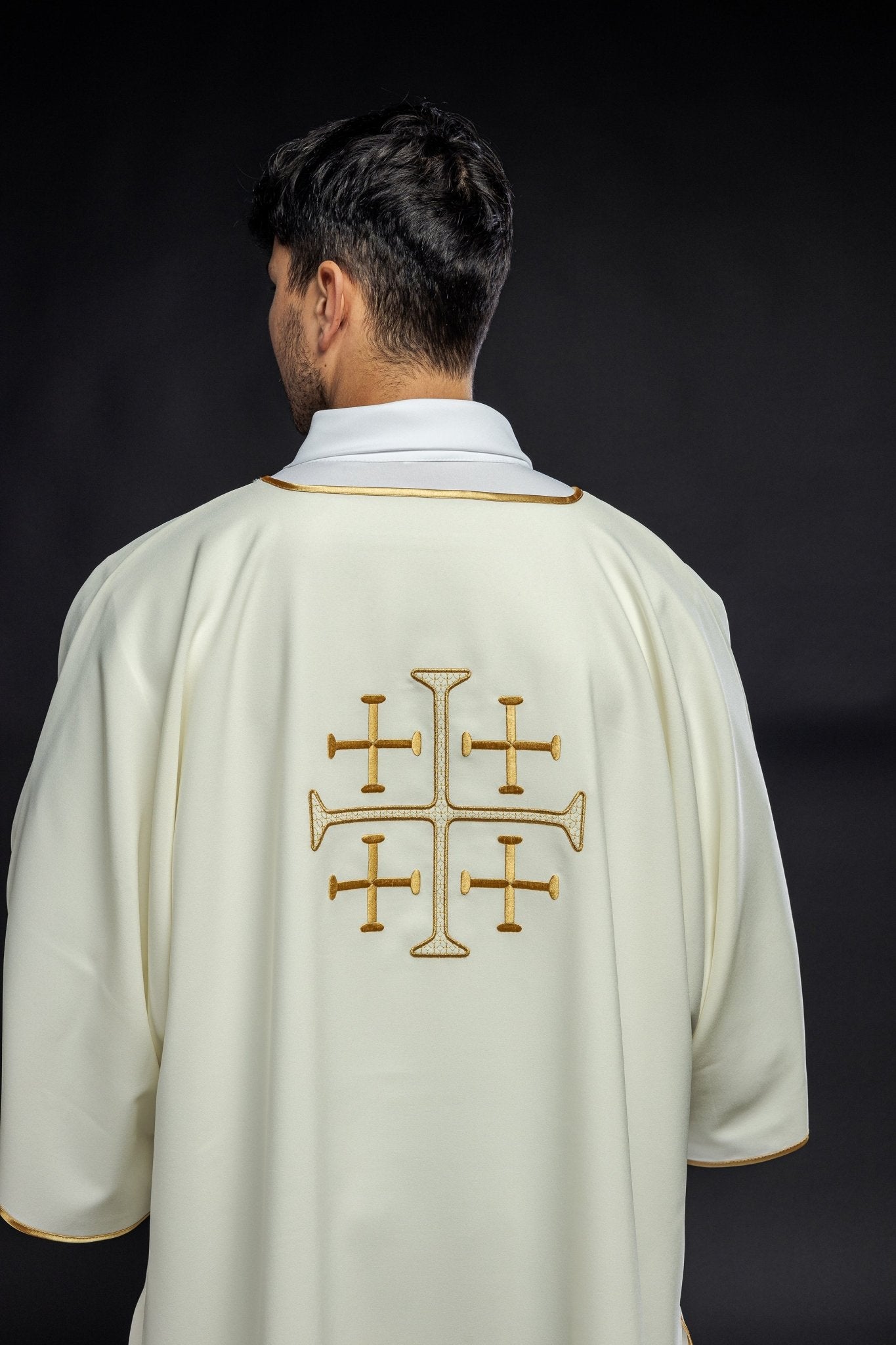 Cream dalmatic with crosses embroidery KDL/260/05/12/A - HAFTINAUSA.COM