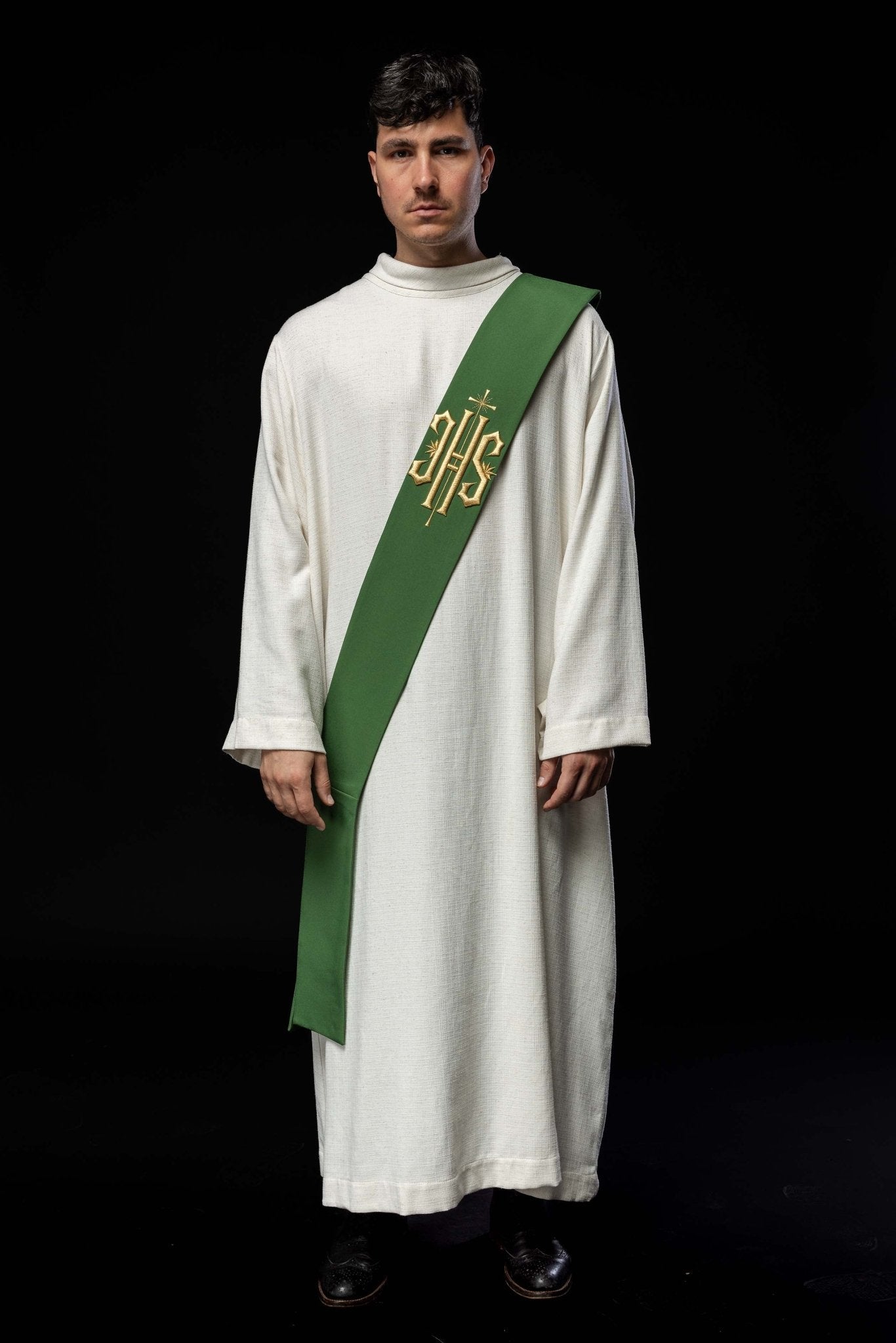 Deacon stole embroidered with IHS and Cross in green KSD/135/01/01 ZIELONY - HAFTINAUSA.COM