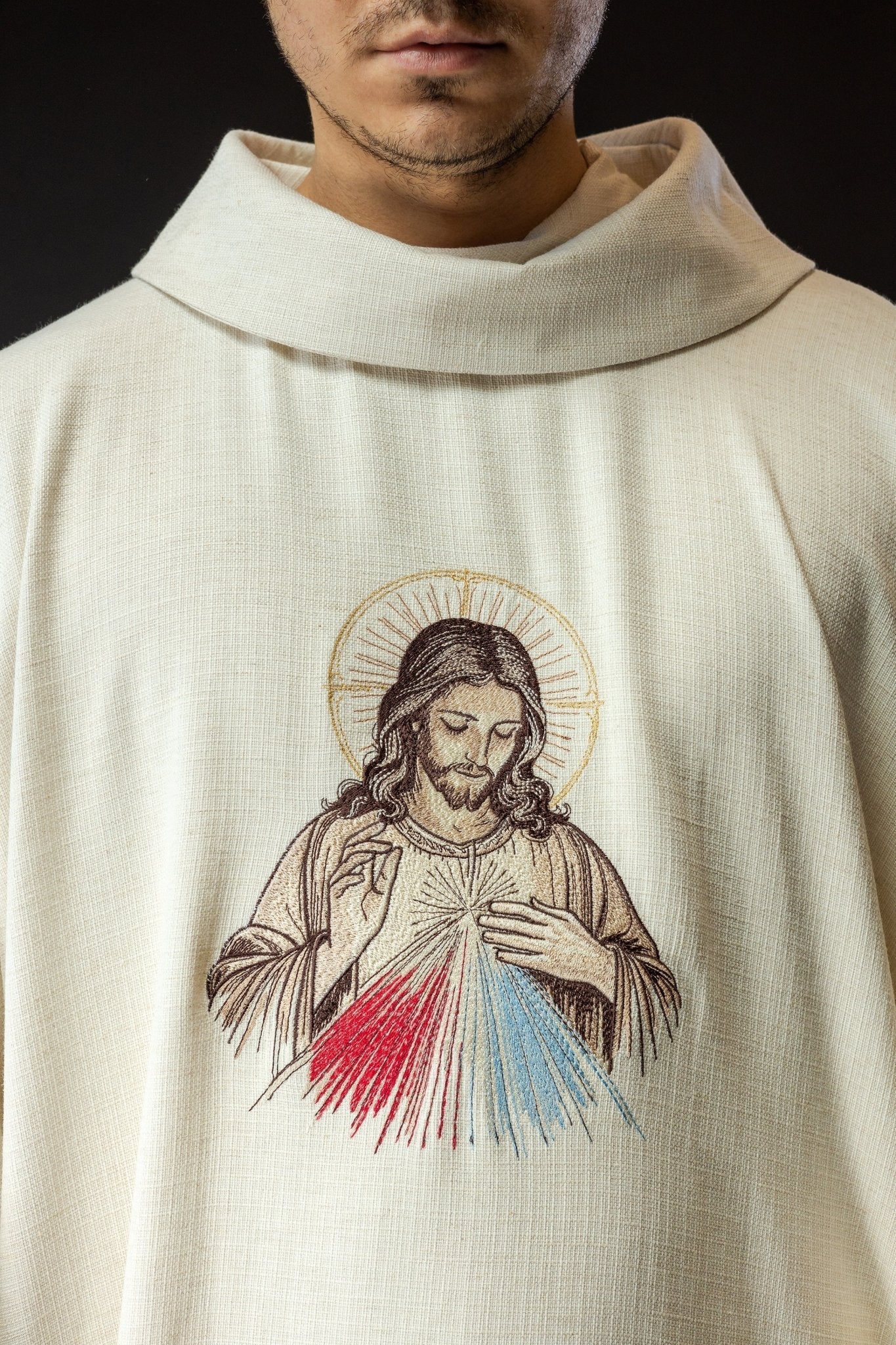 Ecru chasuble with image of Divine Mercy KOW2/031/05/49 - HAFTINAUSA.COM
