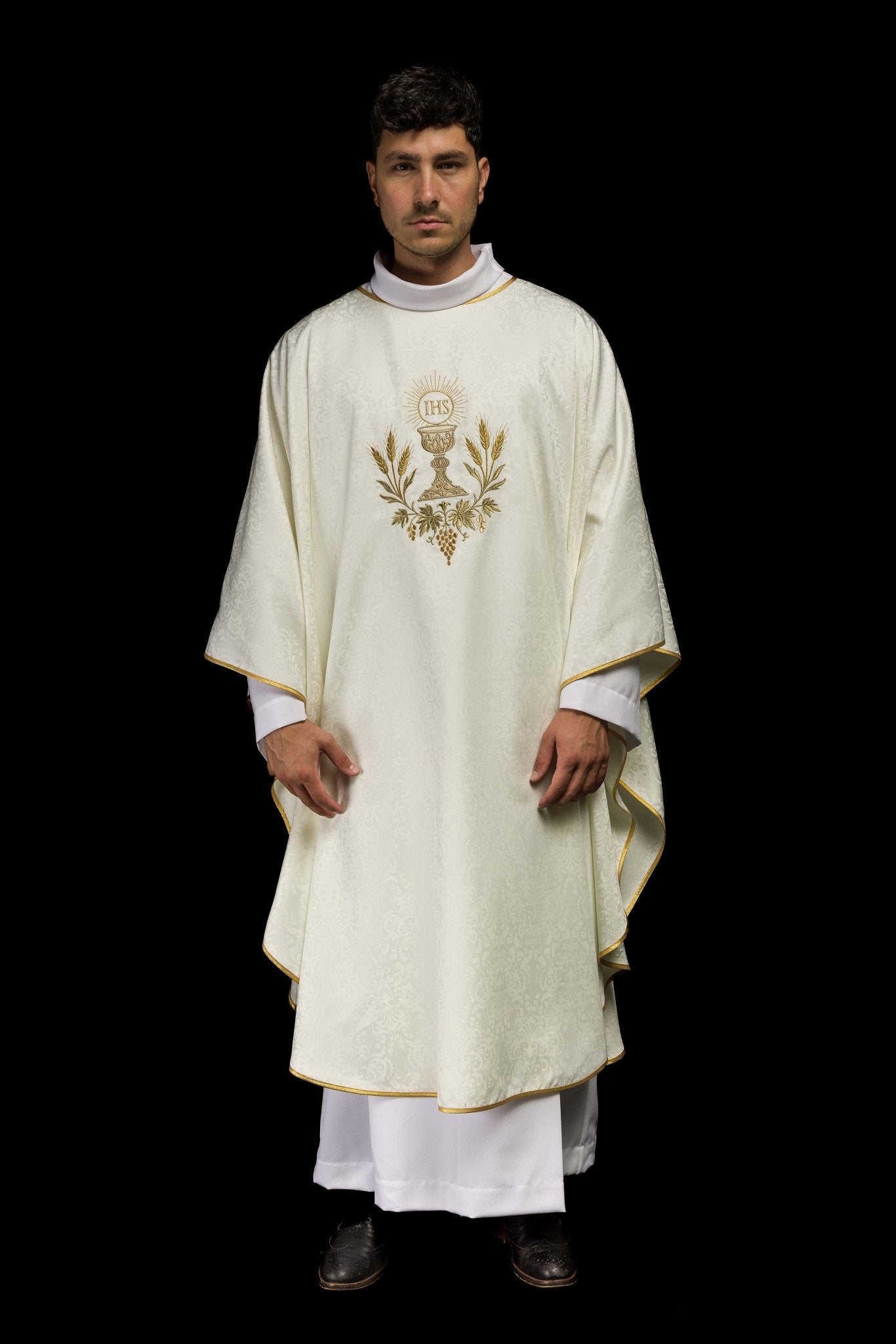 Ecru Liturgical Chasuble with Embroidered Chalice and Host on Jacquard Fabric KOA/002/05/98 - CHASUBLES.COM