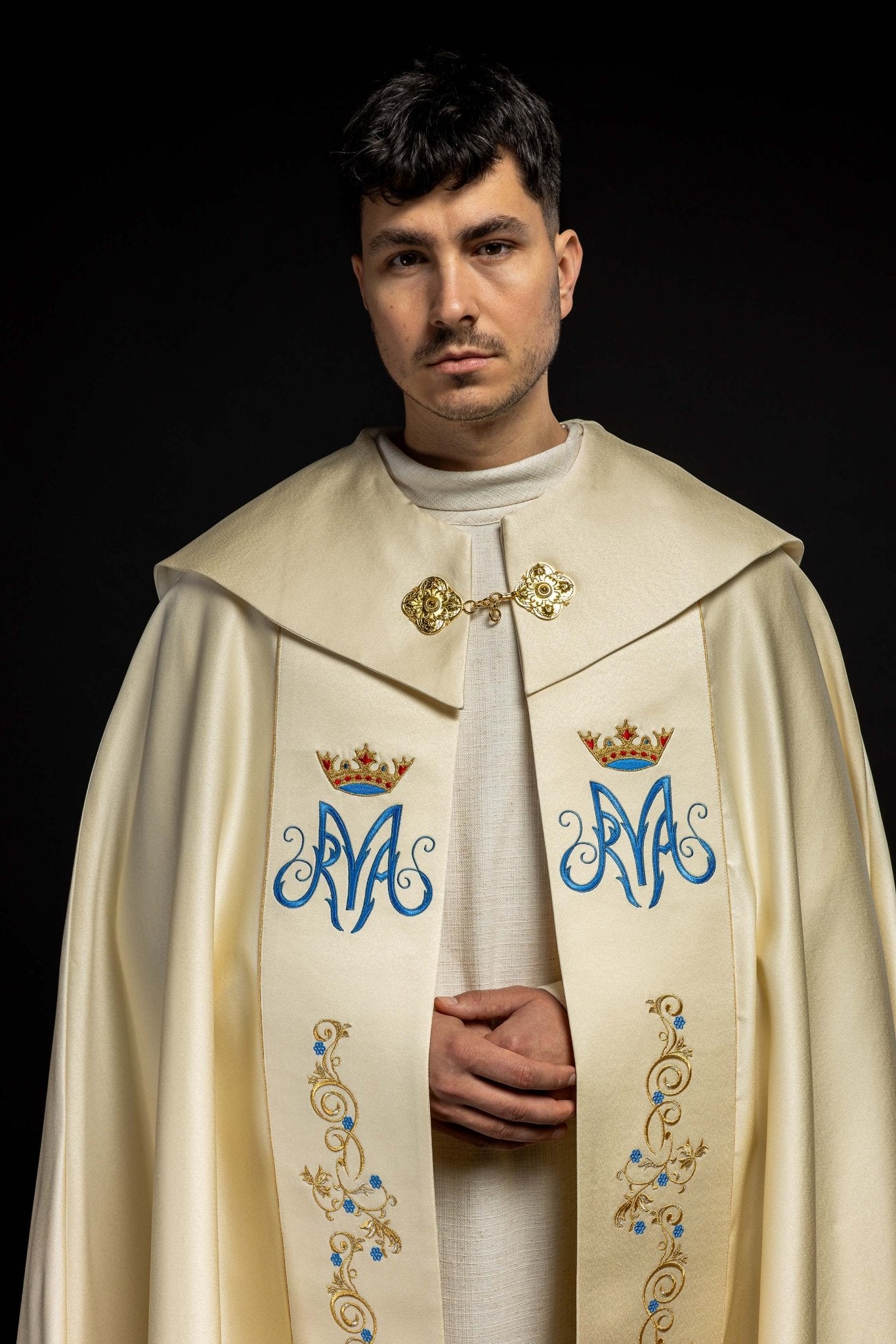 Ecru Marian embroidered cope KKP/127/05/20 ECRU SAT. POMPON 145cm - CHASUBLES.COM
