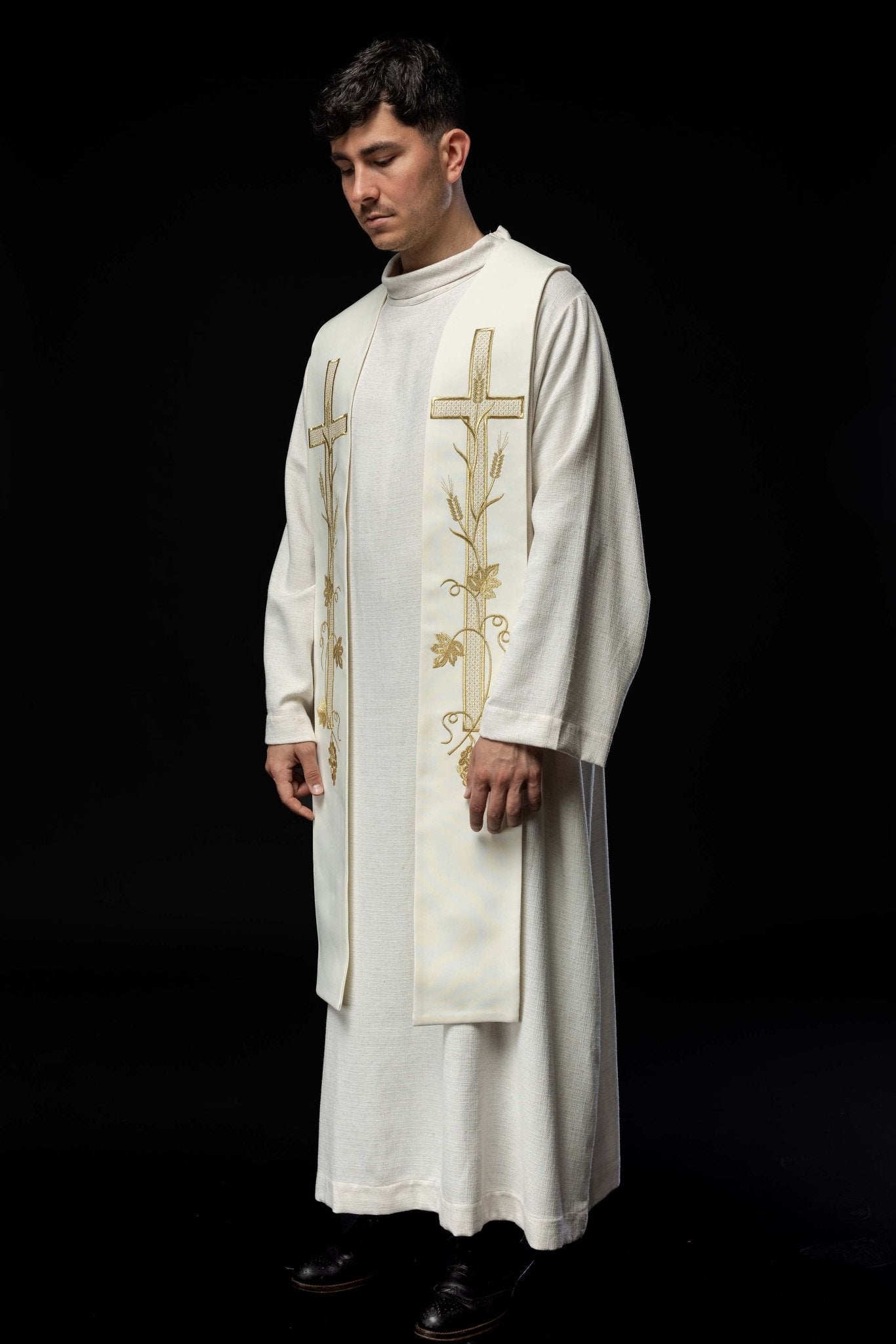 Ecru priestly stole embroidered with a Cross KST/072/05/01 ECRU - HAFTINAUSA.COM