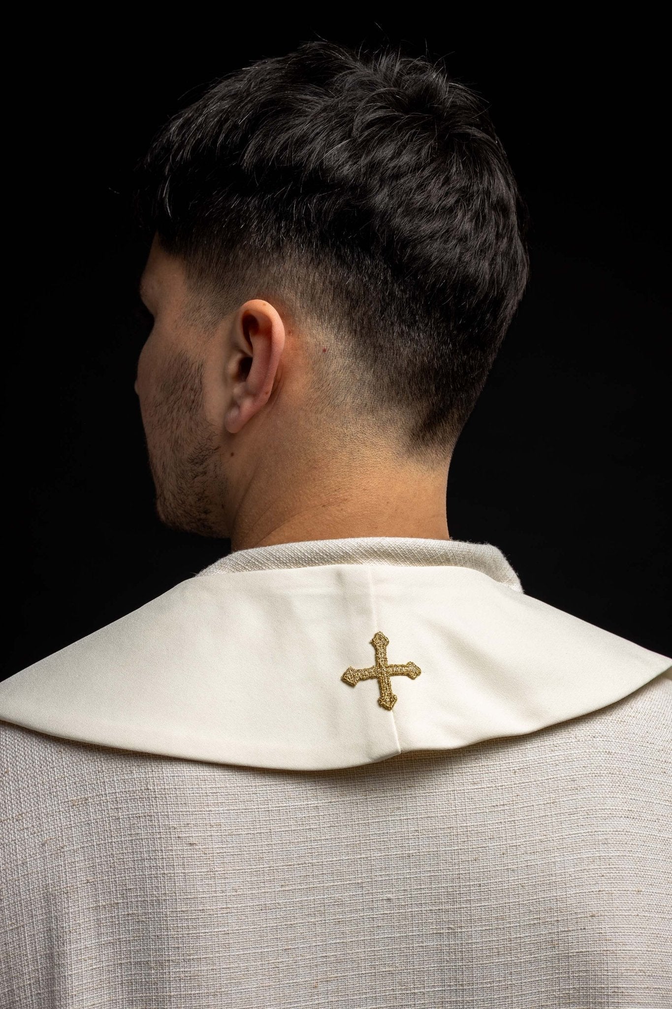 Ecru priestly stole embroidered with a Cross and IHS KST/157/05/01 ECRU - HAFTINAUSA.COM