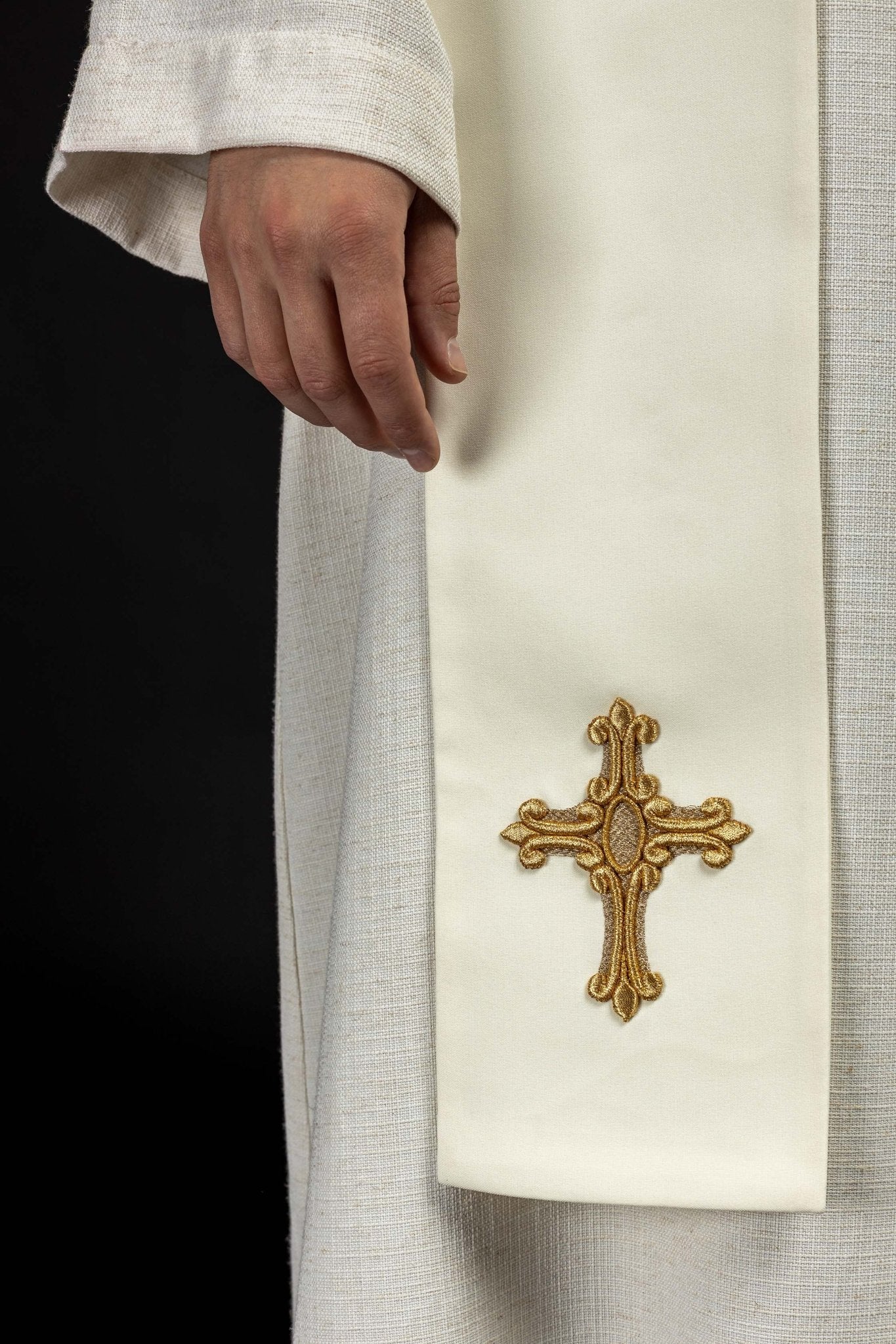 Ecru priestly stole embroidered with a Cross and IHS KST/157/05/01 ECRU - HAFTINAUSA.COM