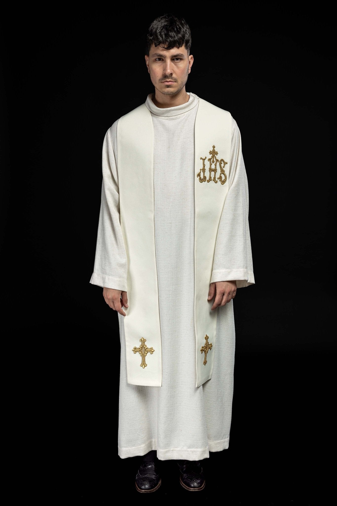 Ecru priestly stole embroidered with a Cross and IHS KST/157/05/01 ECRU - HAFTINAUSA.COM