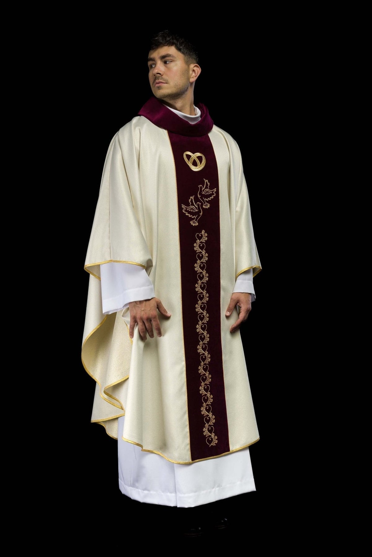 Ecru Wedding Chasuble with a Red Velvet Panel KOR/283/05/54/PA ECRU - CHASUBLES.COM