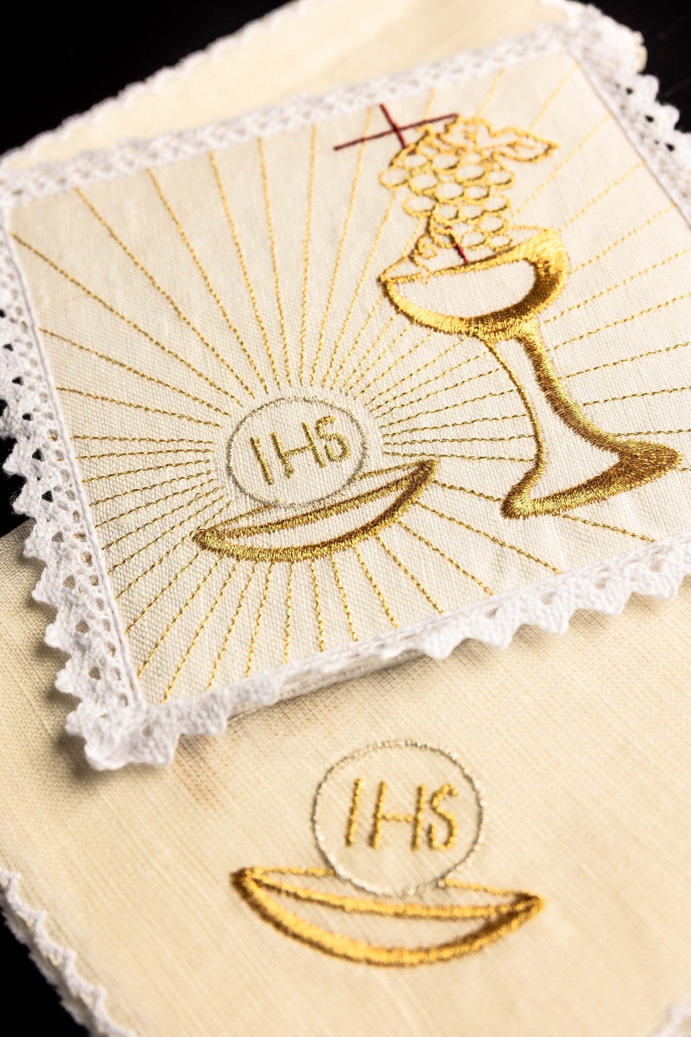 Embroidered altar linen "Chalice" KKL/089 - CHASUBLES.COM