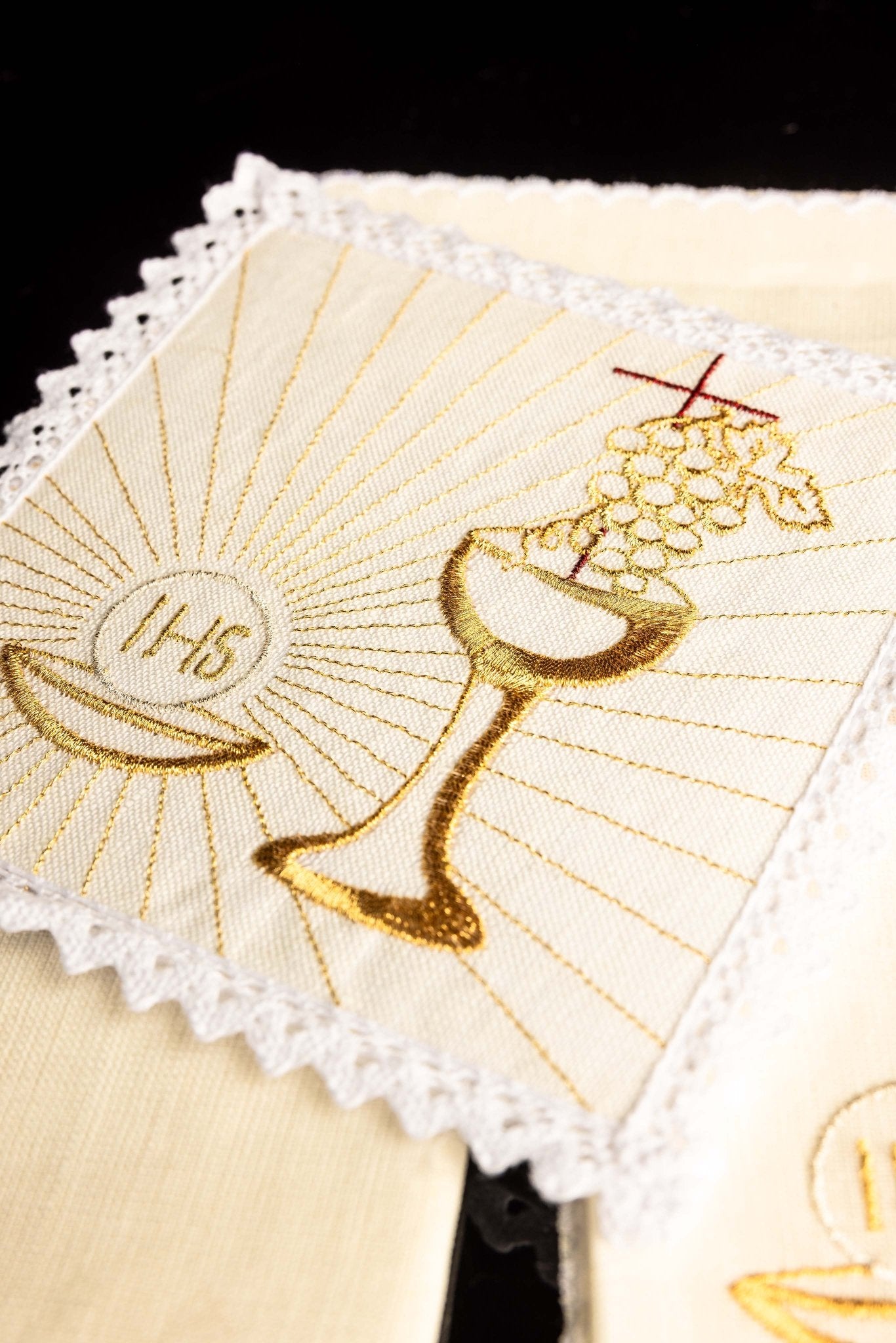 Embroidered altar linen "Chalice" KKL/089 - CHASUBLES.COM