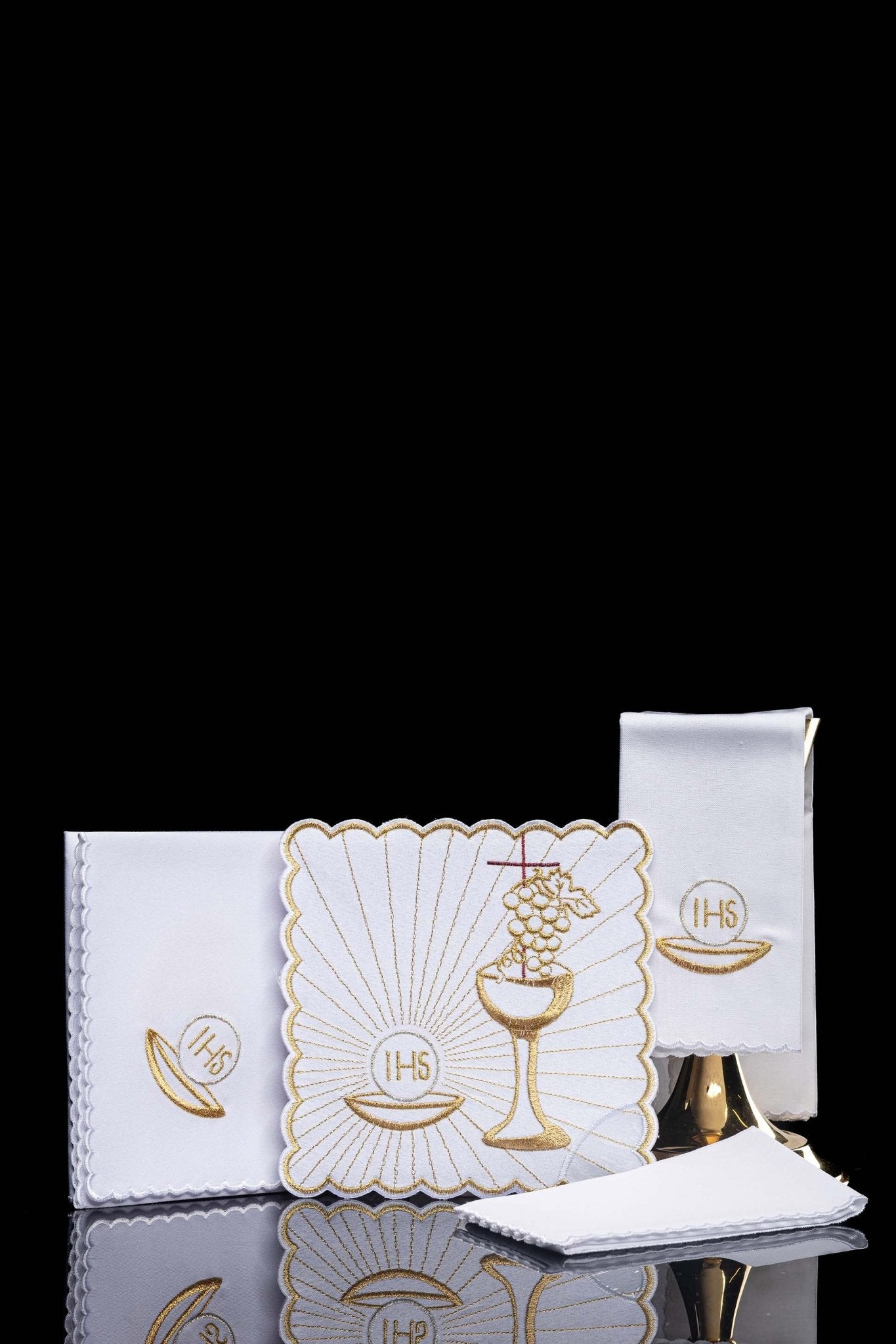Embroidered Chalice Linens KK/089 - CHASUBLES.COM