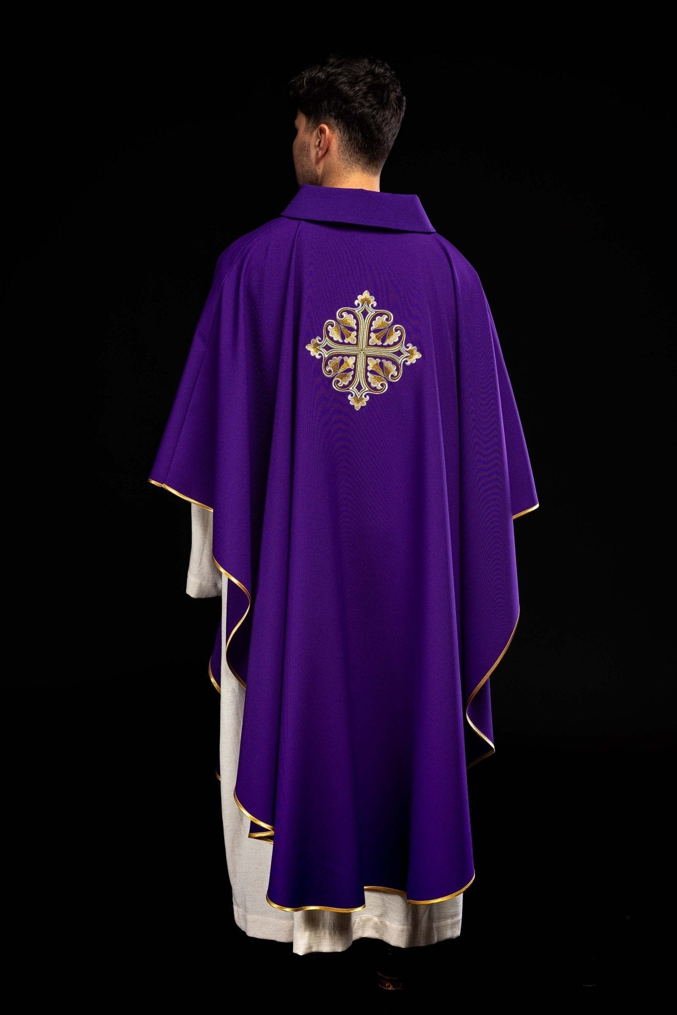 Embroidered chasuble with a decorated cross and wide collar, purple KOK/003/03/12/KARO - HAFTINAUSA.COM