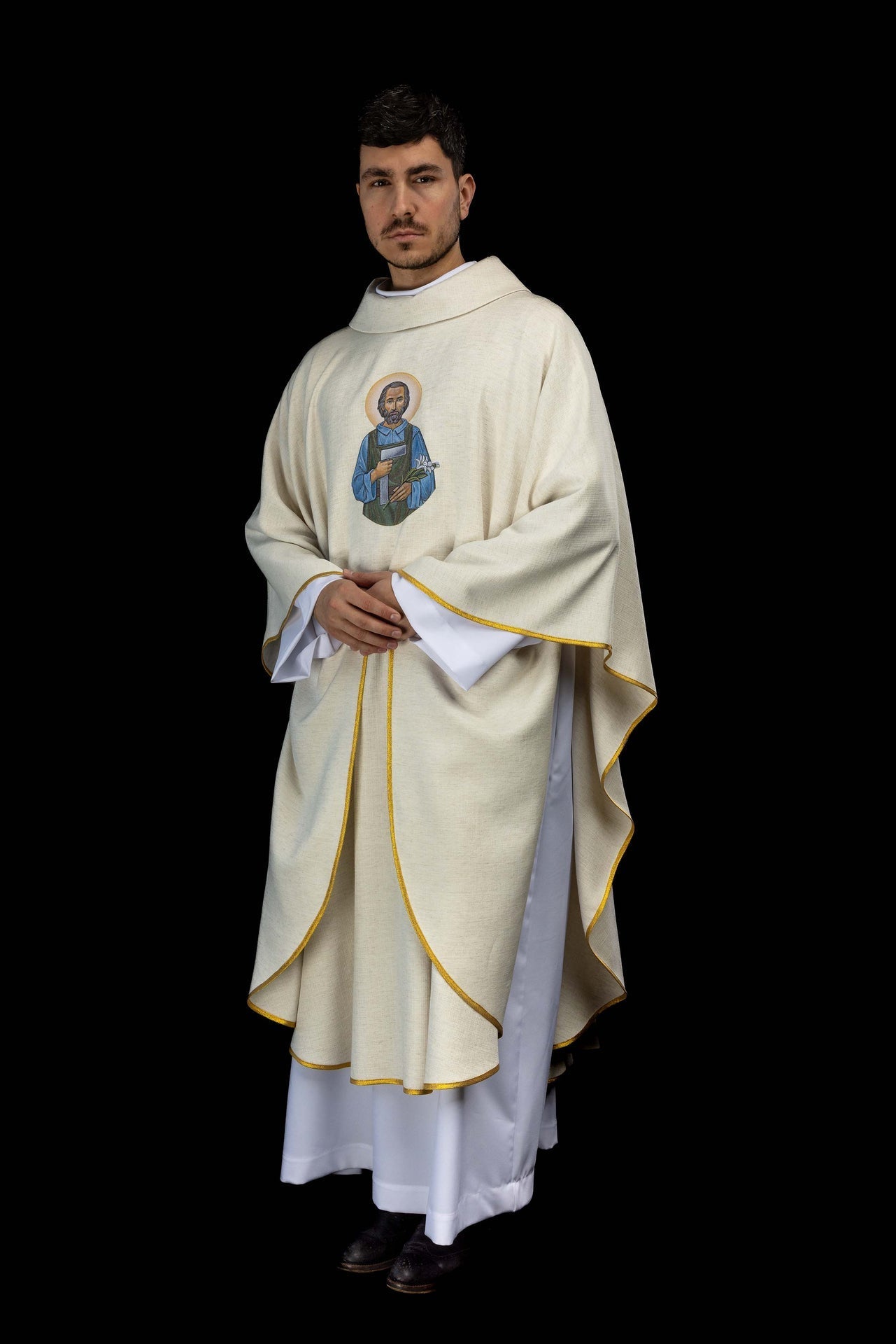 Embroidered chasuble with the image of Saint Joseph the Worker KOW2/034/05/49 - CHASUBLES.COM