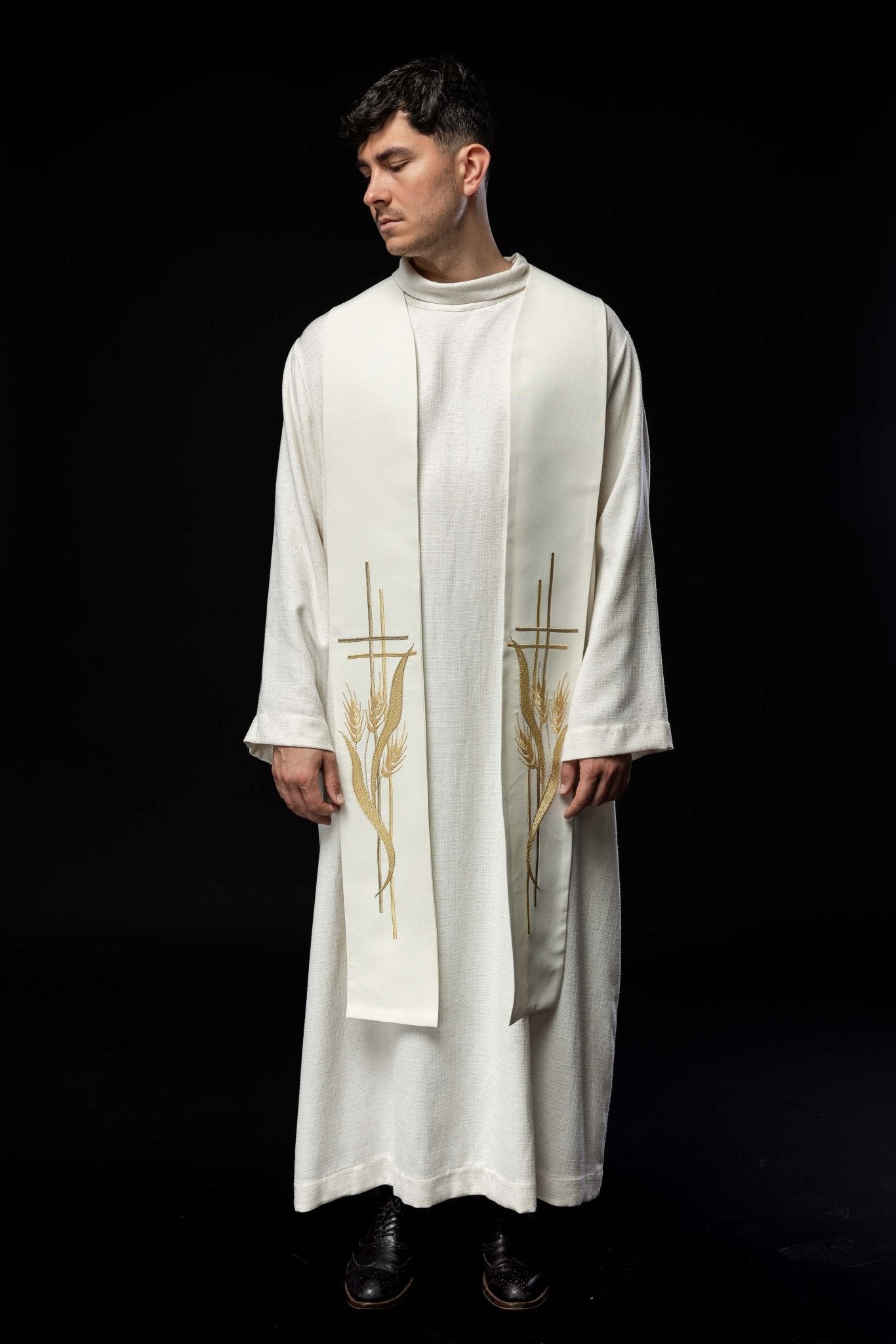 Embroidered ecru priestly stole KST/083/05/01 ECRU - HAFTINAUSA.COM