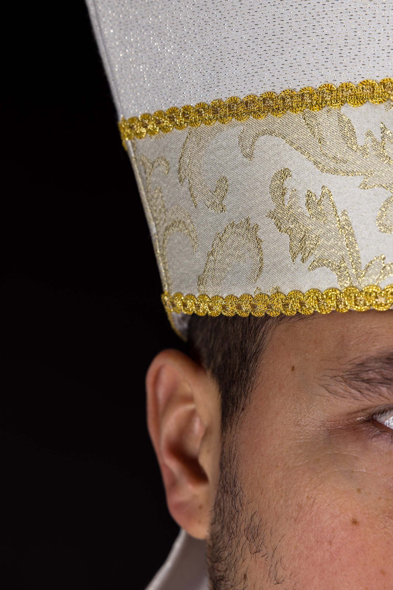 Embroidered Mitre with Cross Adorned with Ecru Jacquard Fabric LE/9075/05-1 - CHASUBLES.COM