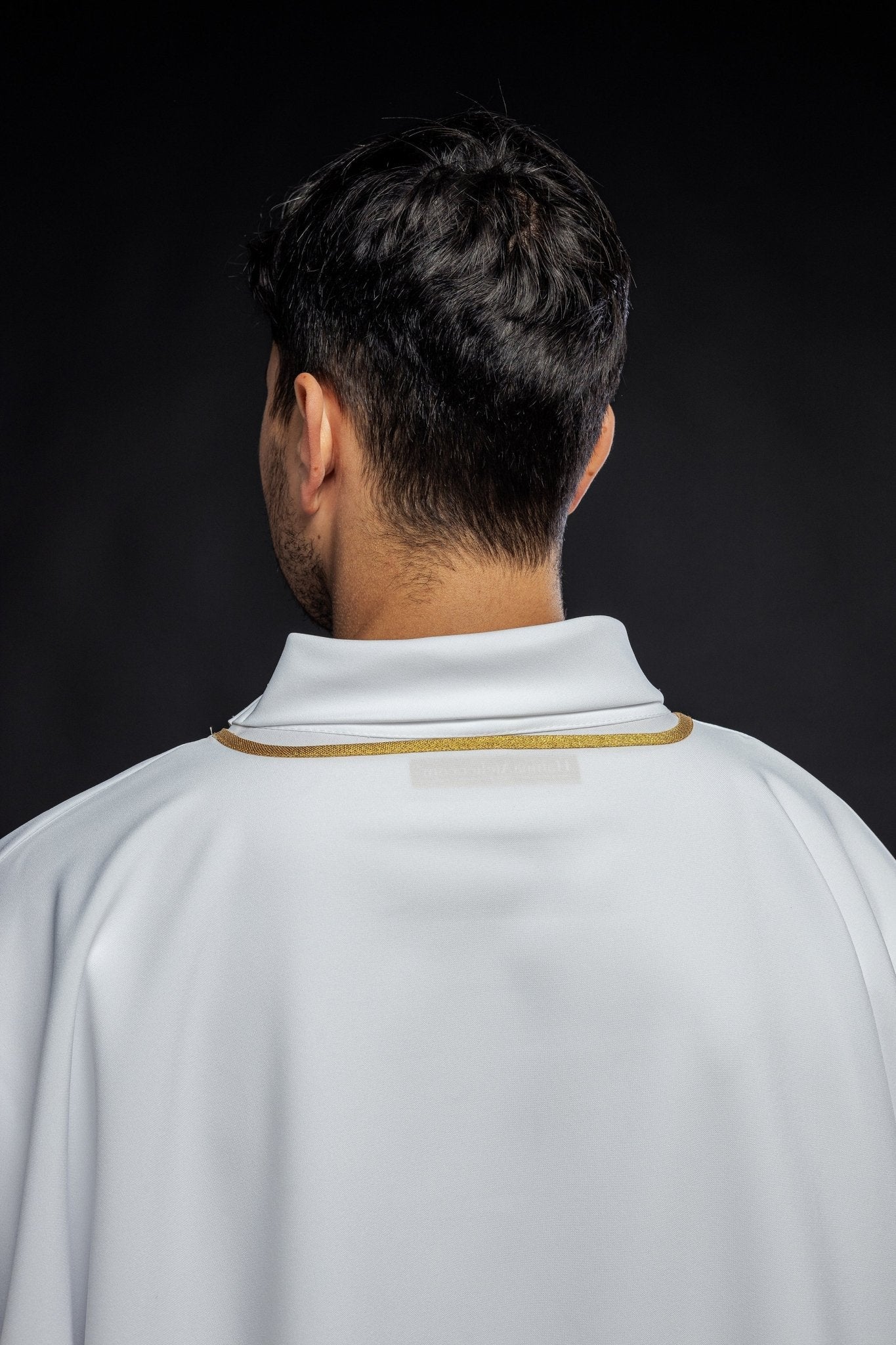 Embroidered plain dalmatics with gold trim white KDL/1002/04/12/D - HAFTINAUSA.COM