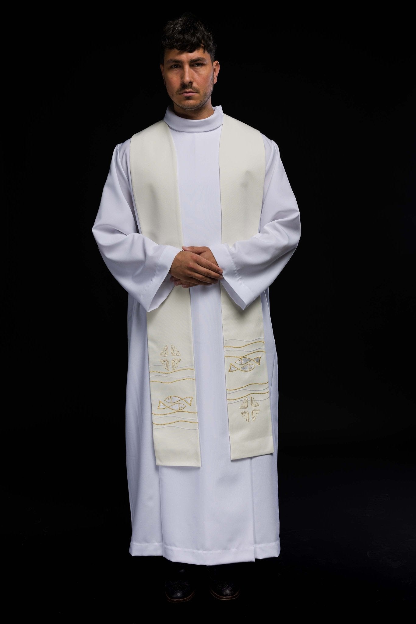 Embroidered priestly stole with Fish motif in ecru KST/022/05/01 ECRU - HAFTINAUSA.COM