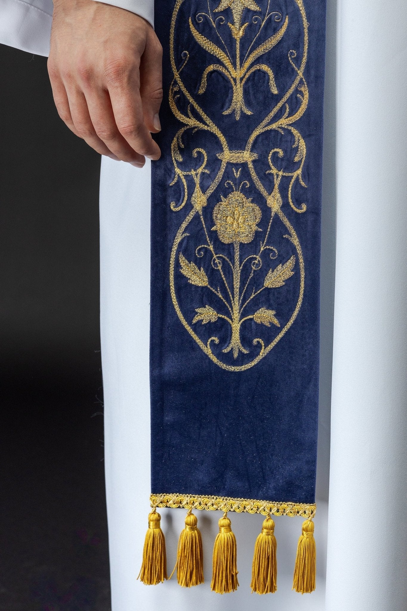 Embroidered purple stole with IHS S - 2052 - 03 - 76 - HAFTINAUSA.COM