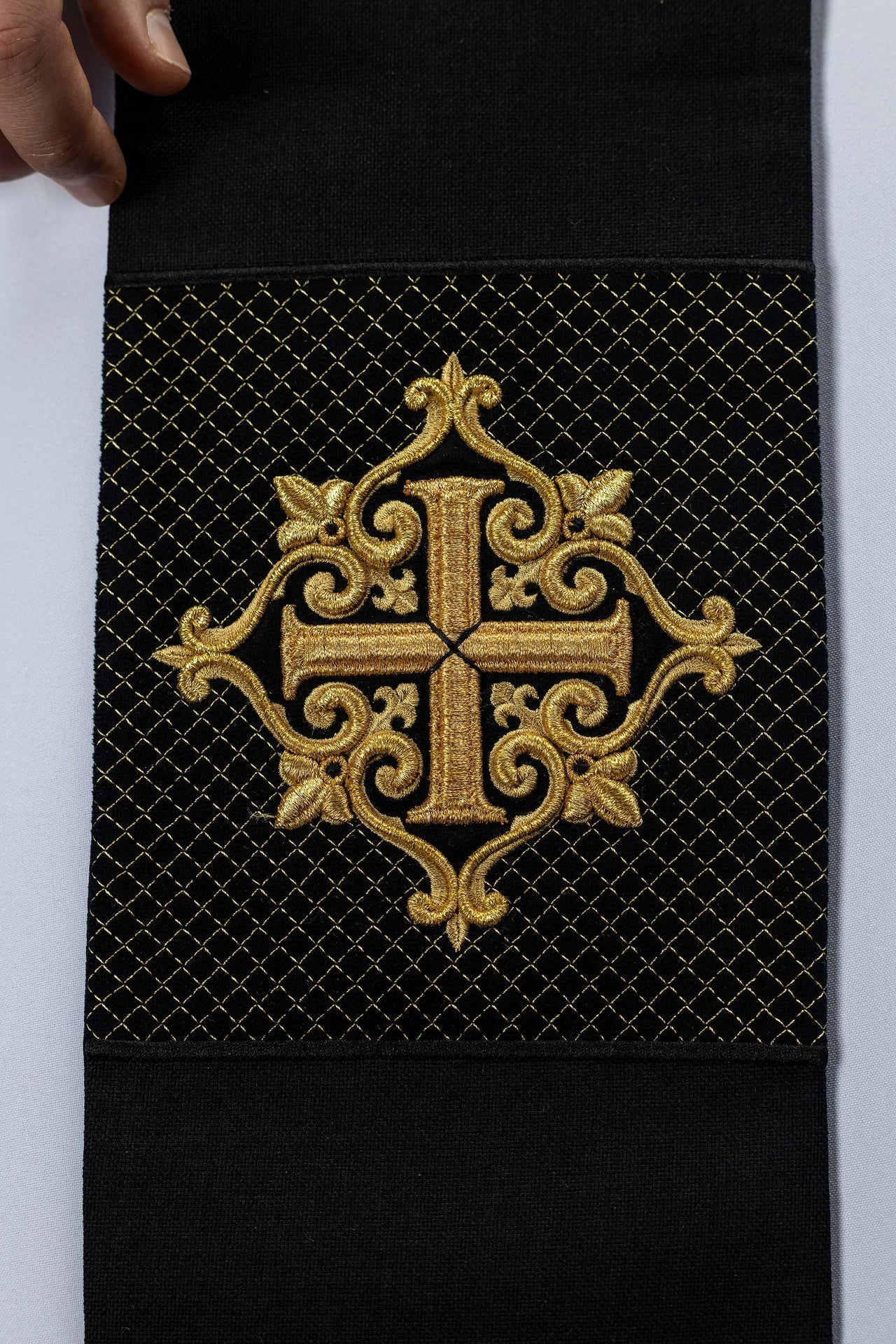 Embroidered stole with a cross symbol black velvet LE/2029/07 - CHASUBLES.COM
