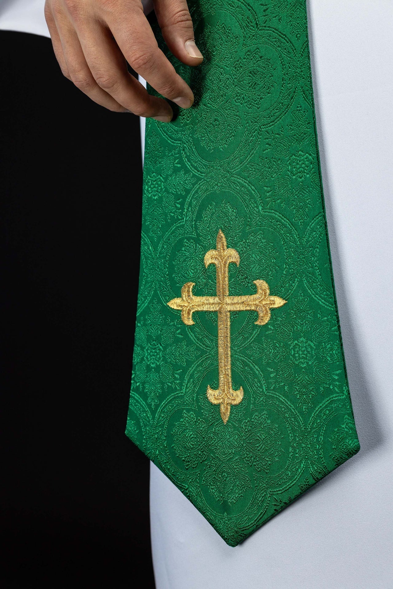 Embroidered Stole with Cross Motif Green Jacquard Fabric KST/638/01/11 - CHASUBLES.COM