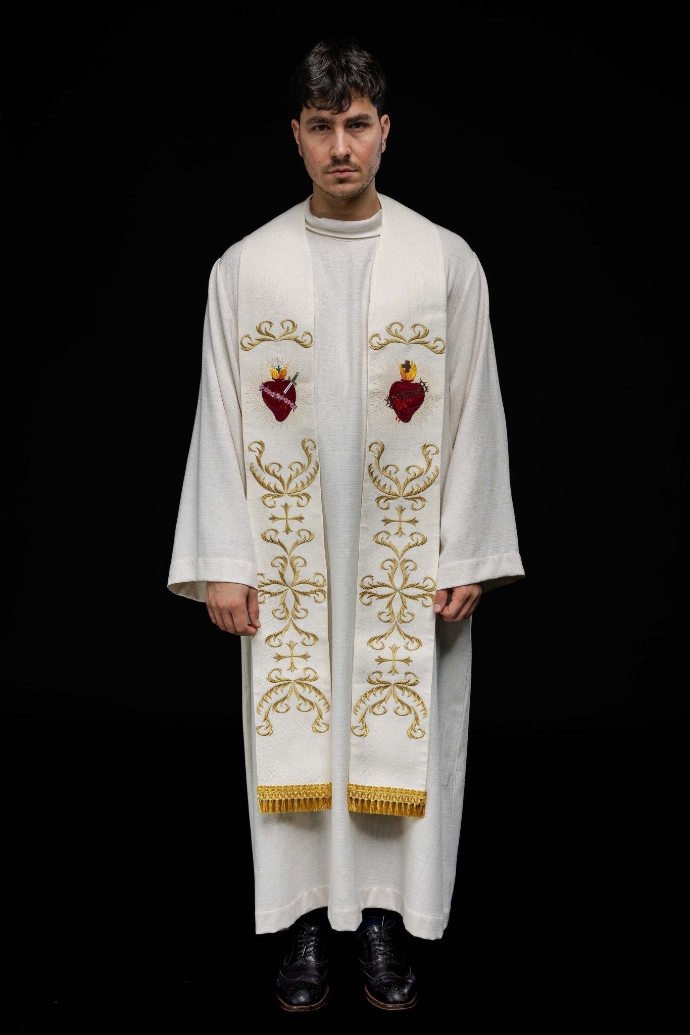 Embroidered stole with the heart of Jesus and Mary Ecru KST/125/05/52 - HAFTINAUSA.COM