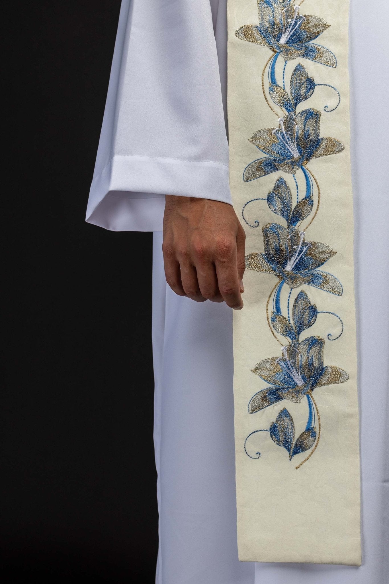 Embroidered stole with the image of Our Lady of Medjugorje KSW2/003/05/81 - CHASUBLES.COM