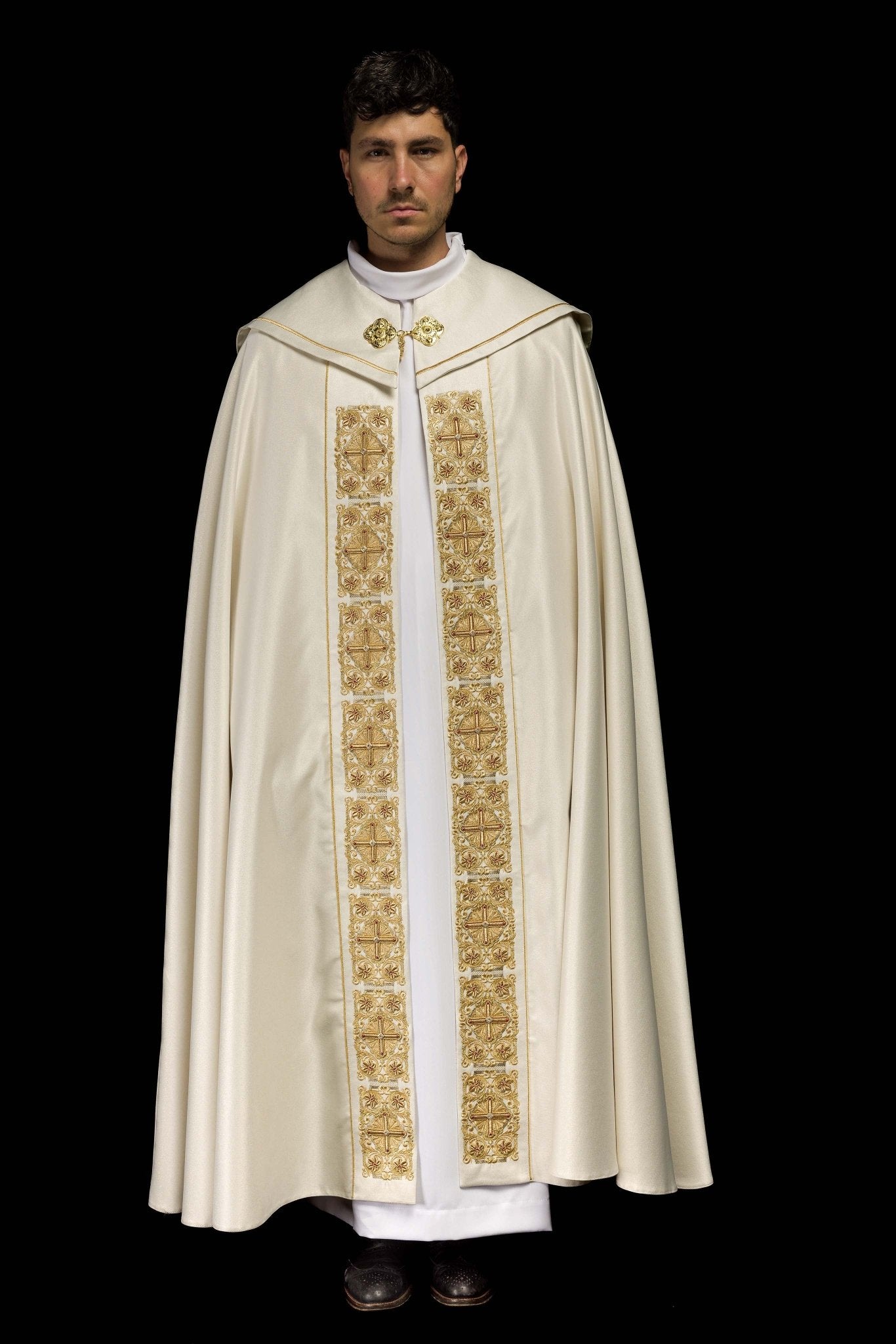 Gold liturgical cope decorated handmade LE/3010/05 150cm - CHASUBLES.COM