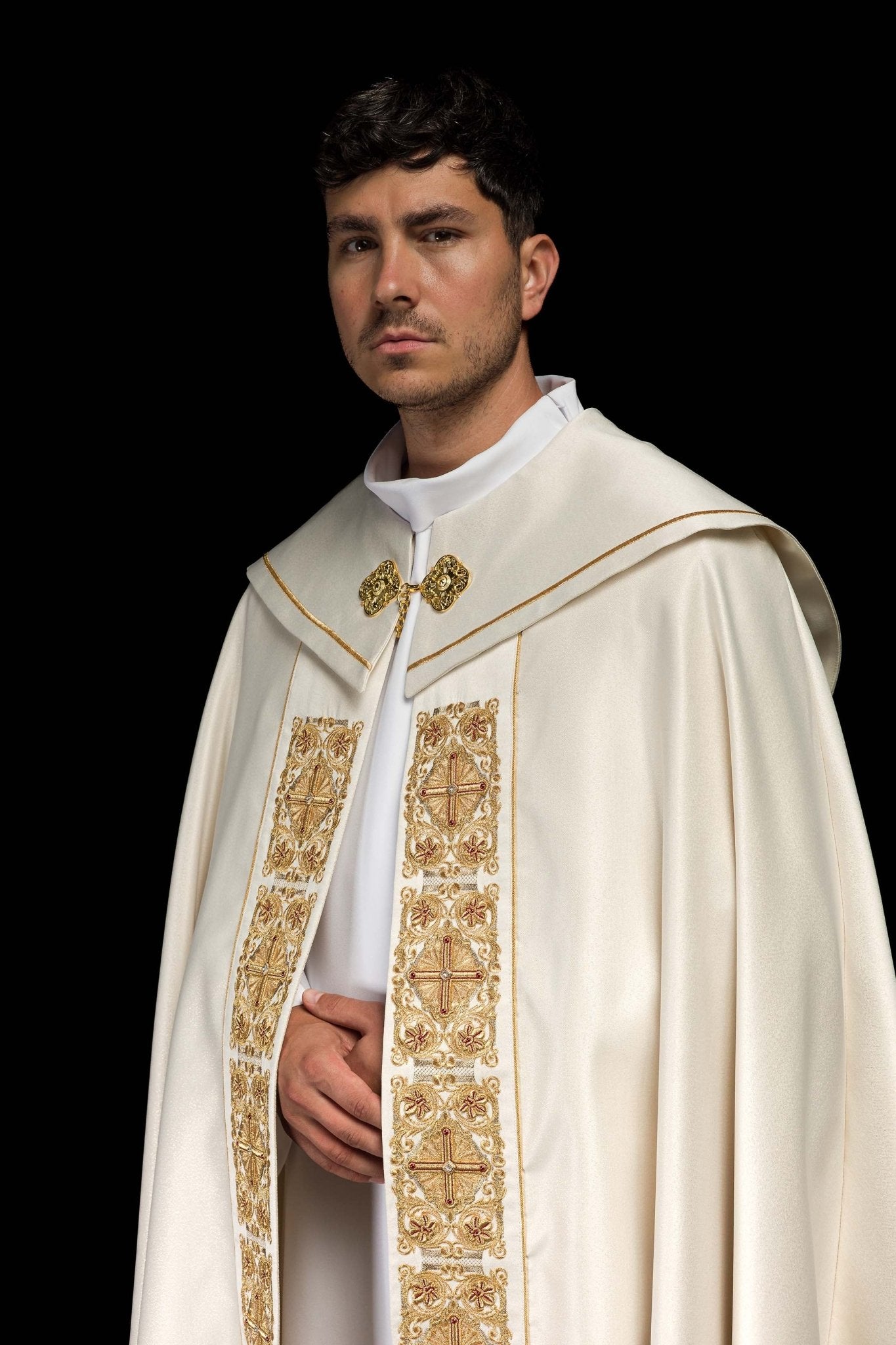 Gold liturgical cope decorated handmade LE/3010/05 150cm - CHASUBLES.COM