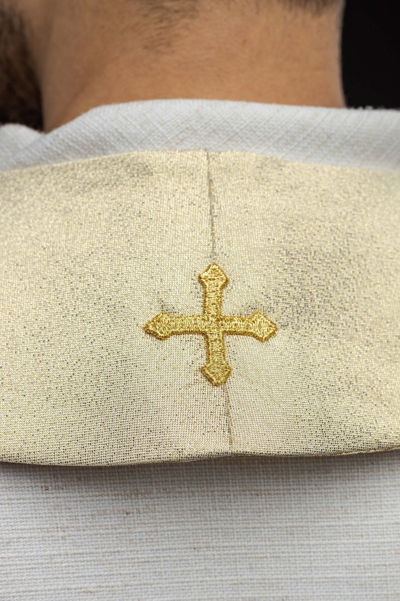 Golden embroidered IHS stole KST/031/10/37 ZŁOTY - HAFTINAUSA.COM