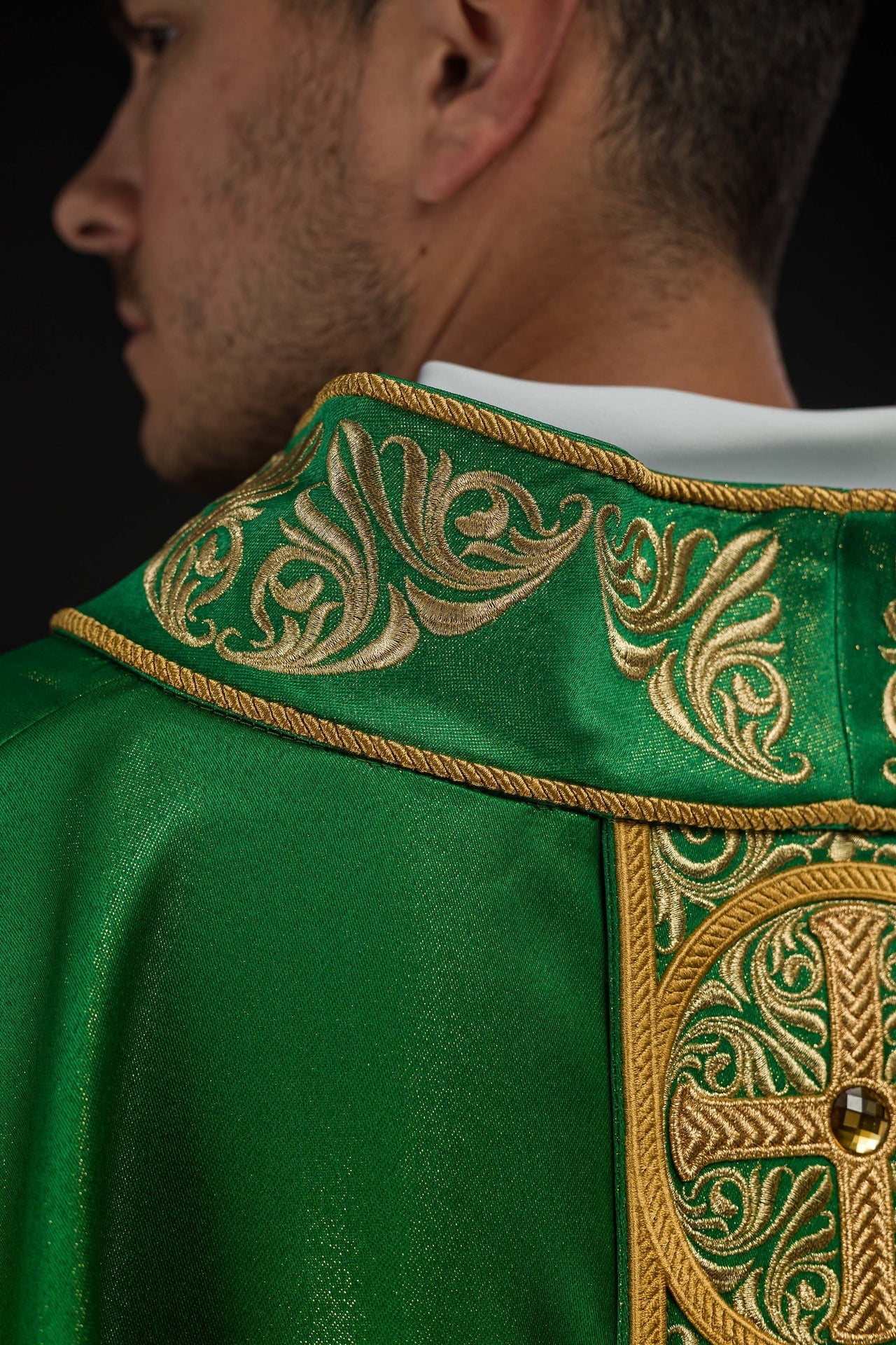 Green Chasuble Richly Embroidered and Decorated with Stones LE/7012/01 - CHASUBLES.COM