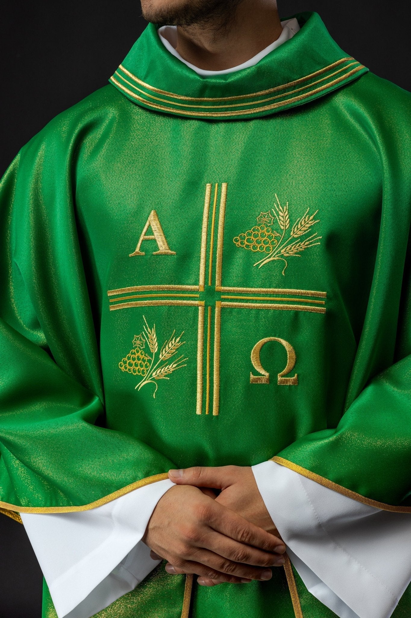 Green chasuble with Alfa and Omega motif with decorated collar S - 7053 - 01 - 54 - HAFTINAUSA.COM