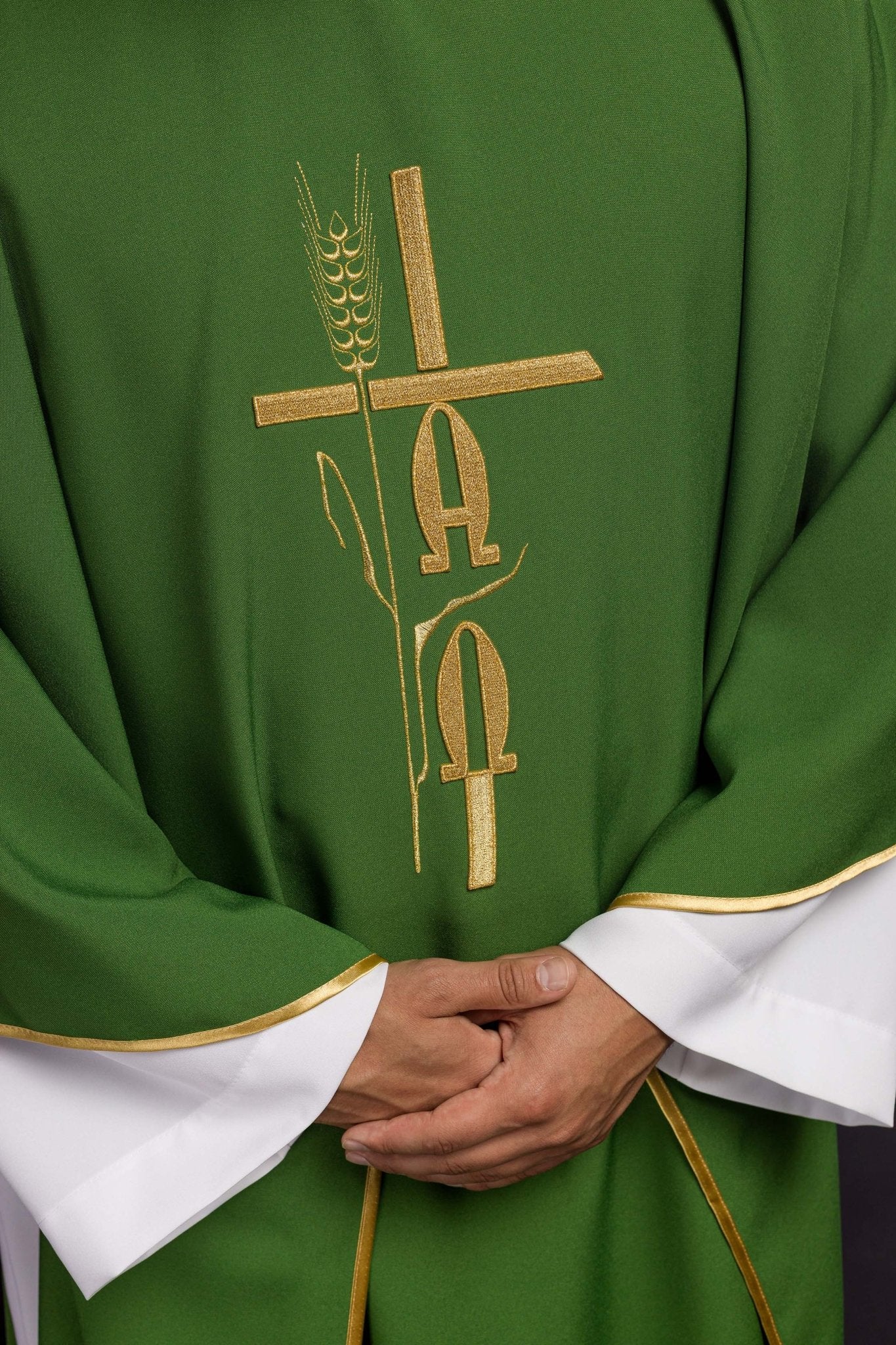 Green chasuble with cross and alfa omega symbols KOR/013/01/12 ZIELONY - HAFTINAUSA.COM