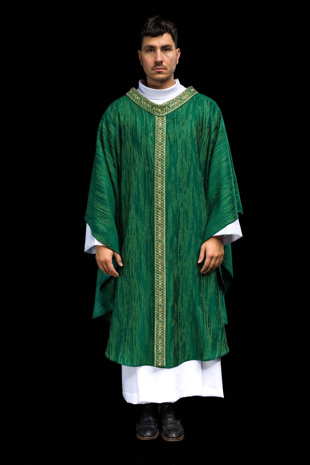 Green Chasuble with Embroidered Band and Collar LE/7033/01 - CHASUBLES.COM