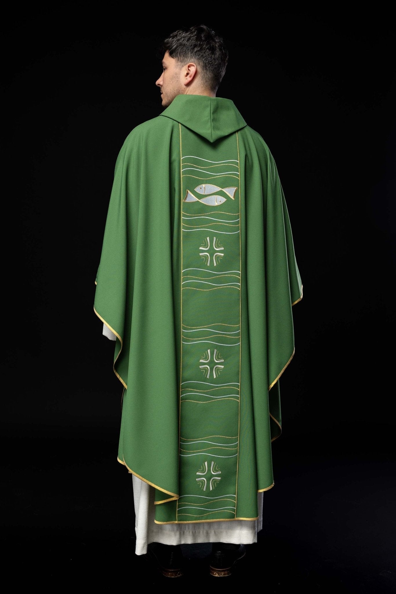 Green chasuble with embroidered cross and fish KOR/213/01/01 ZIELONY - HAFTINAUSA.COM