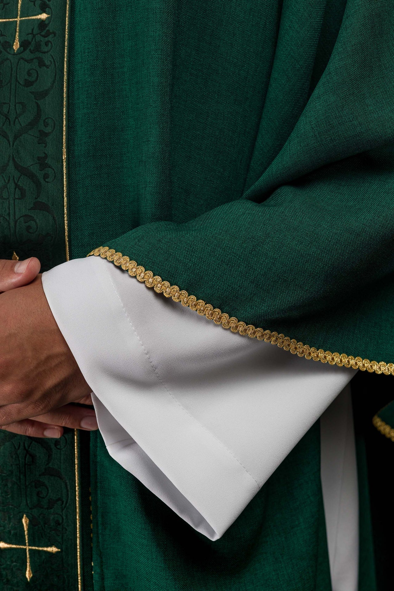 Green Chasuble with Embroidered Cross Band LE/7074/01 - CHASUBLES.COM