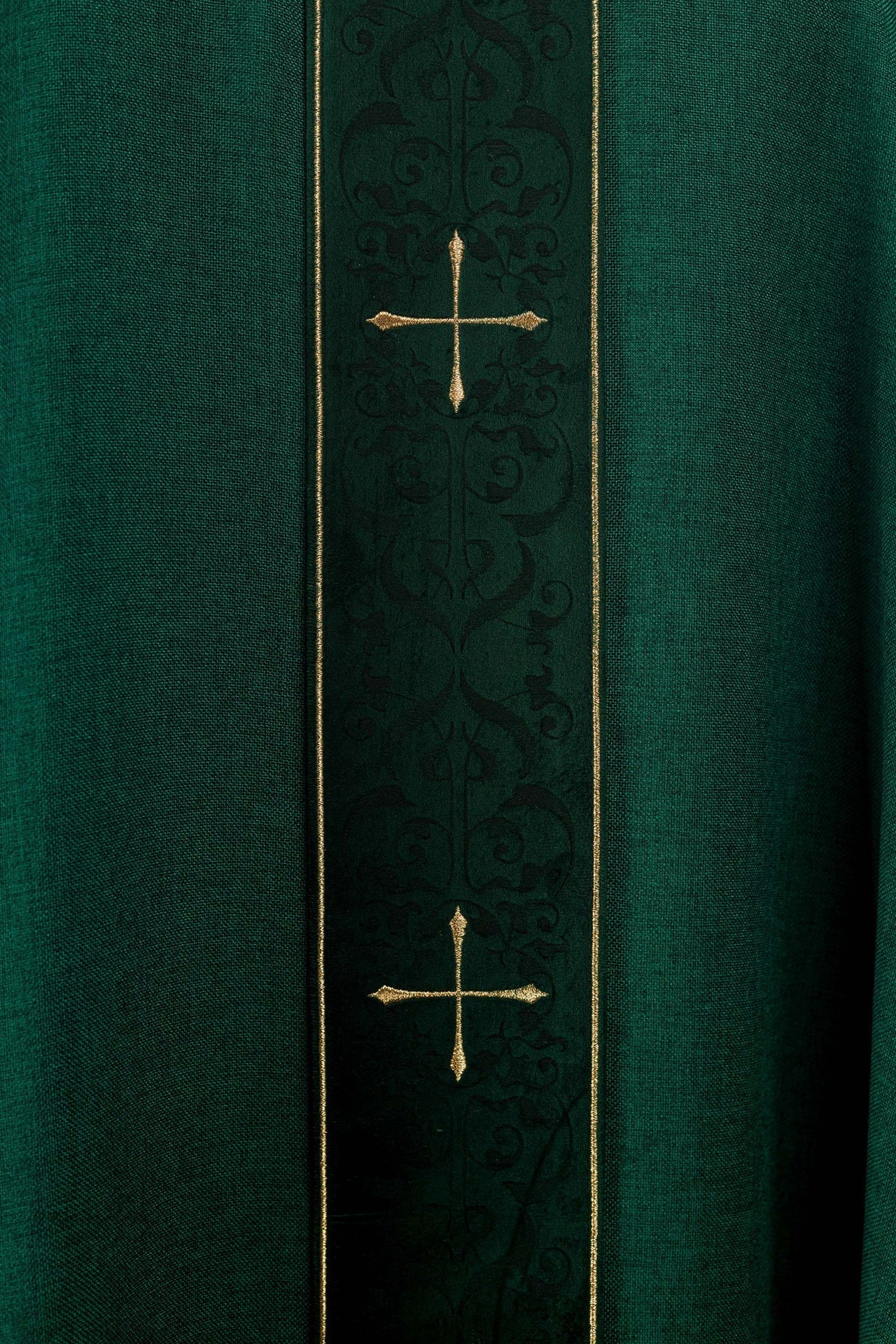 Green Chasuble with Embroidered Cross Band LE/7074/01 - CHASUBLES.COM