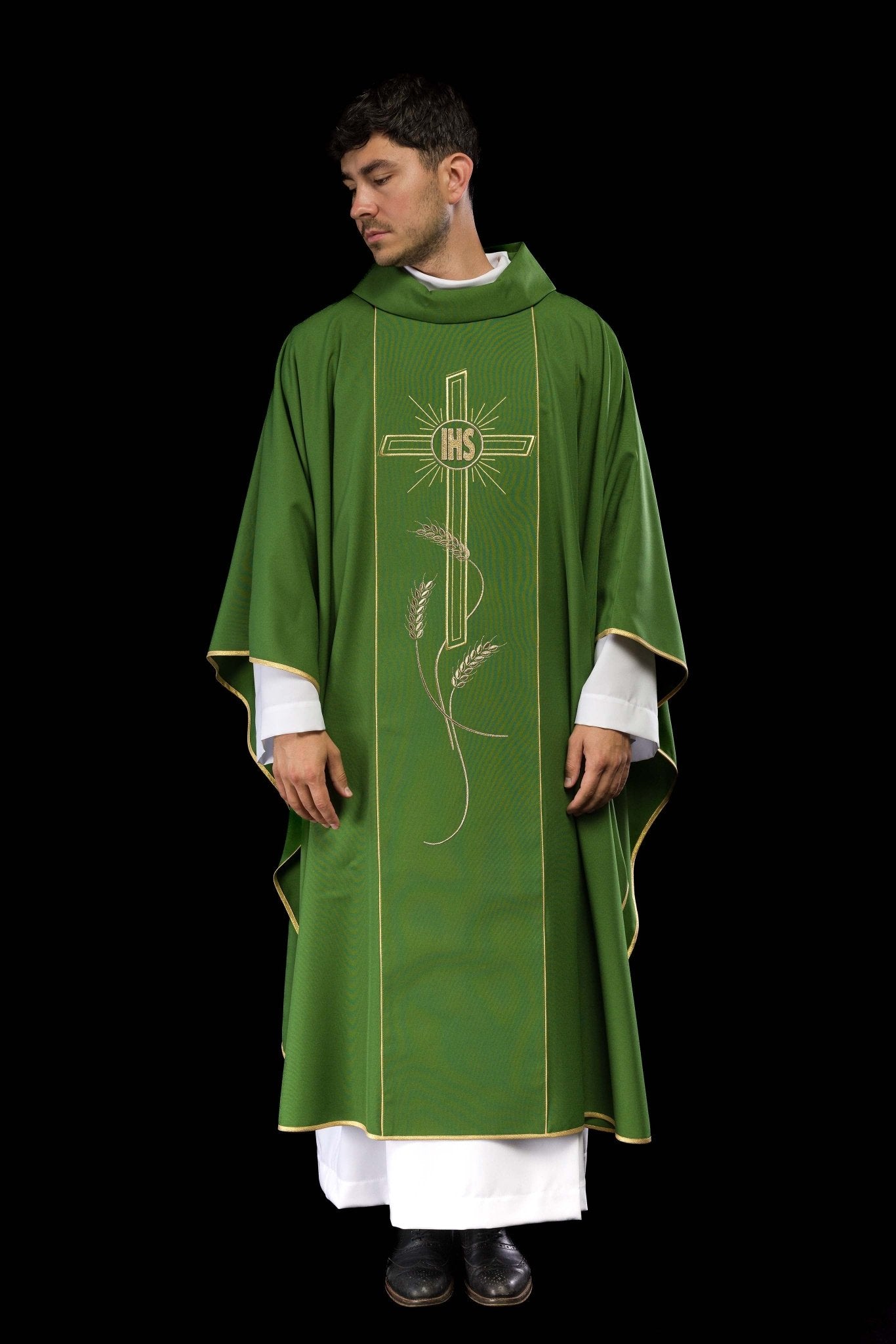 Green chasuble with embroidered Cross IHS symbol KOR/074/01/01 ZIELONY - CHASUBLES.COM
