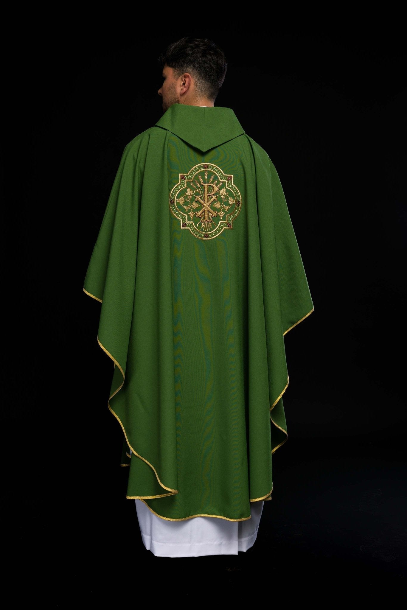 Green chasuble with IHS and PAX embroidery KOR/119/01/01 ZIELONY - HAFTINAUSA.COM