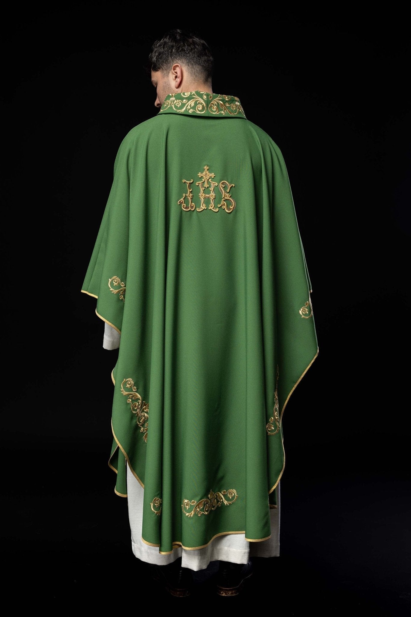 Green chasuble with IHS embroidery KOR/157/01/01 ZIELONY - HAFTINAUSA.COM