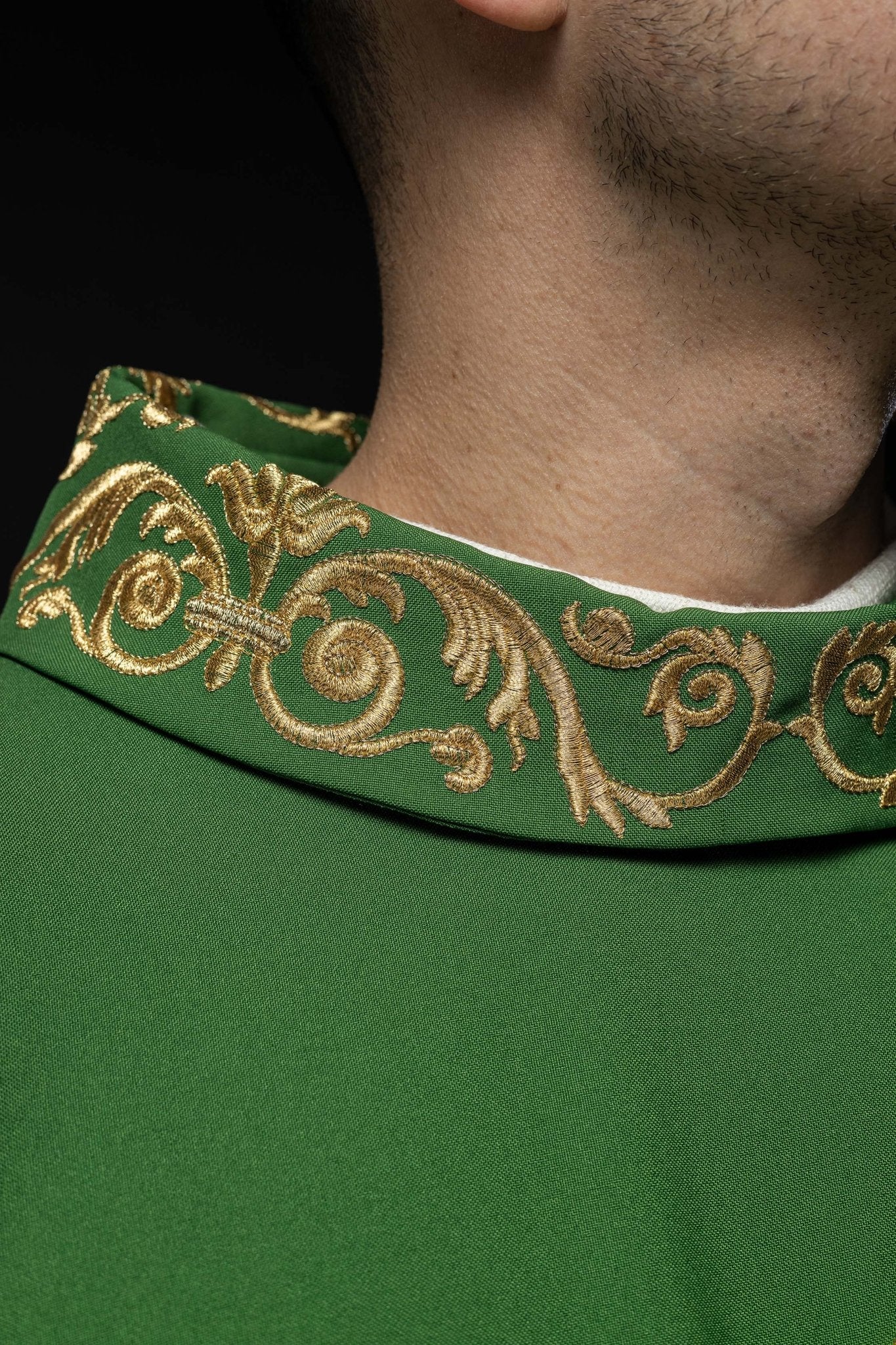 Green chasuble with IHS embroidery KOR/157/01/01 ZIELONY - HAFTINAUSA.COM