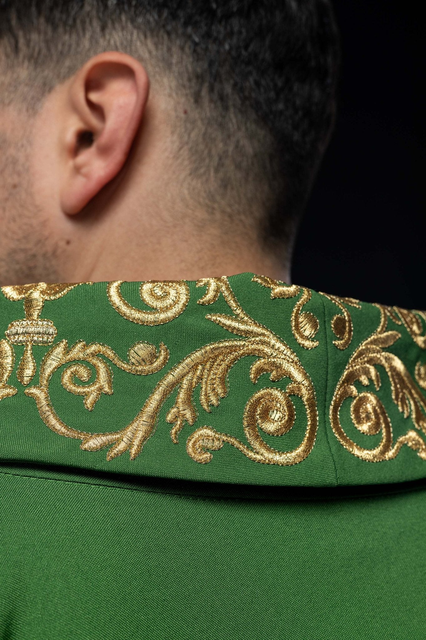 Green chasuble with IHS embroidery KOR/157/01/01 ZIELONY - HAFTINAUSA.COM