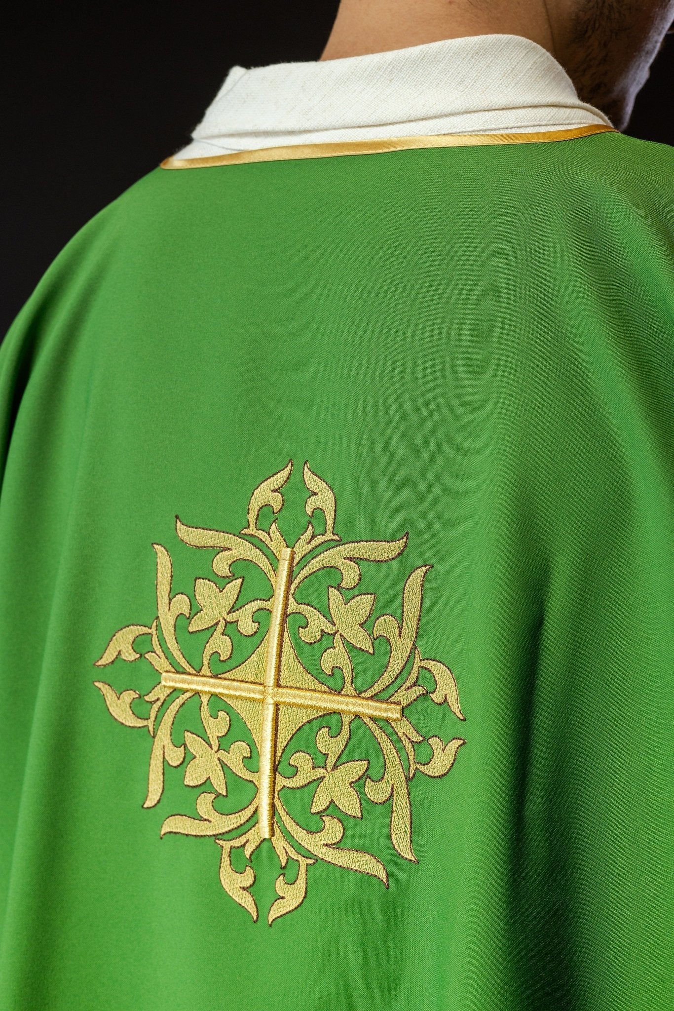 Green Dalmatian with embroidered gold cross KDL/382/01/12/A - HAFTINAUSA.COM