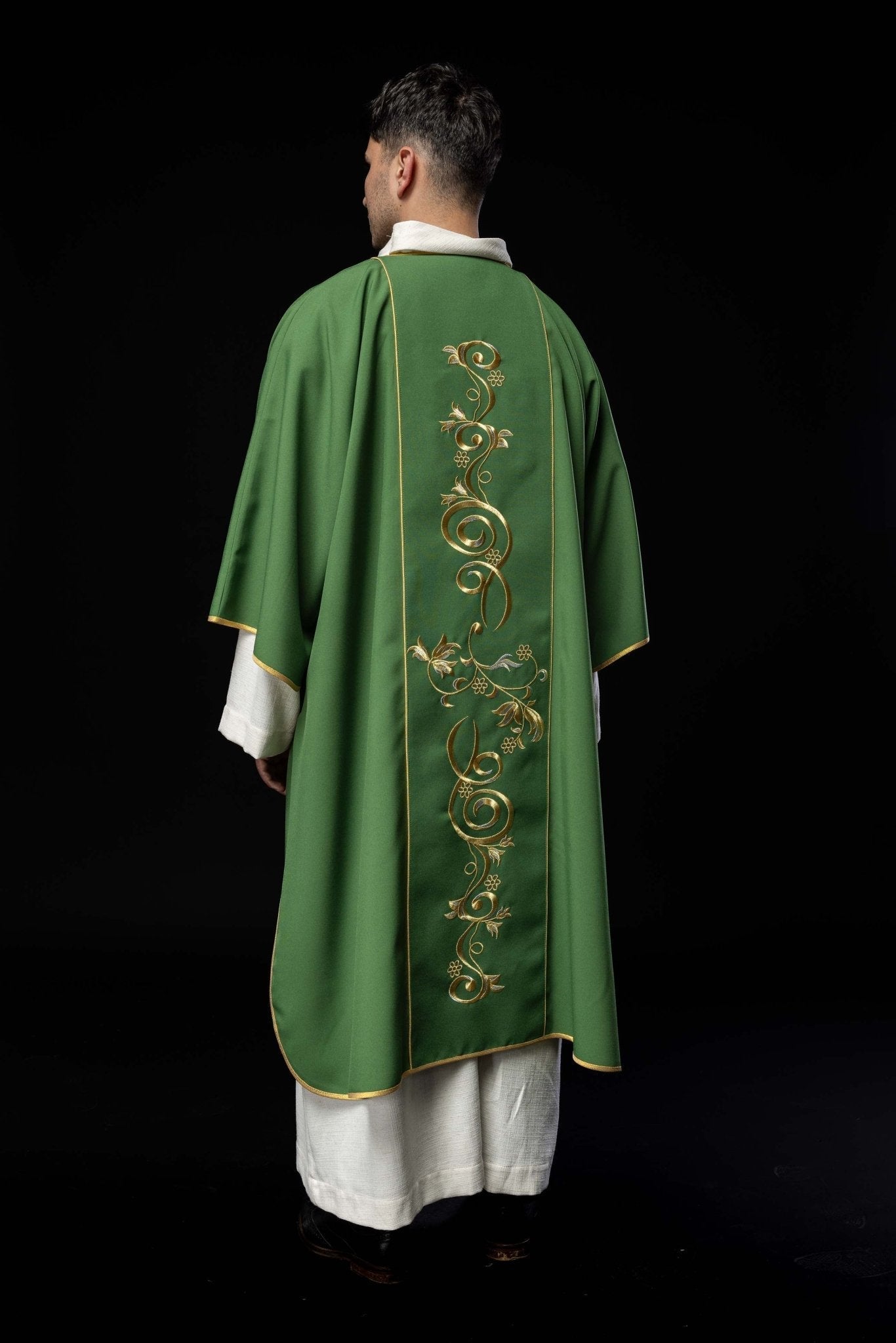 Green dalmatic with an embroidered IHS band KDL/031/01/01/A ZIELONY DALMATYK - HAFTINAUSA.COM