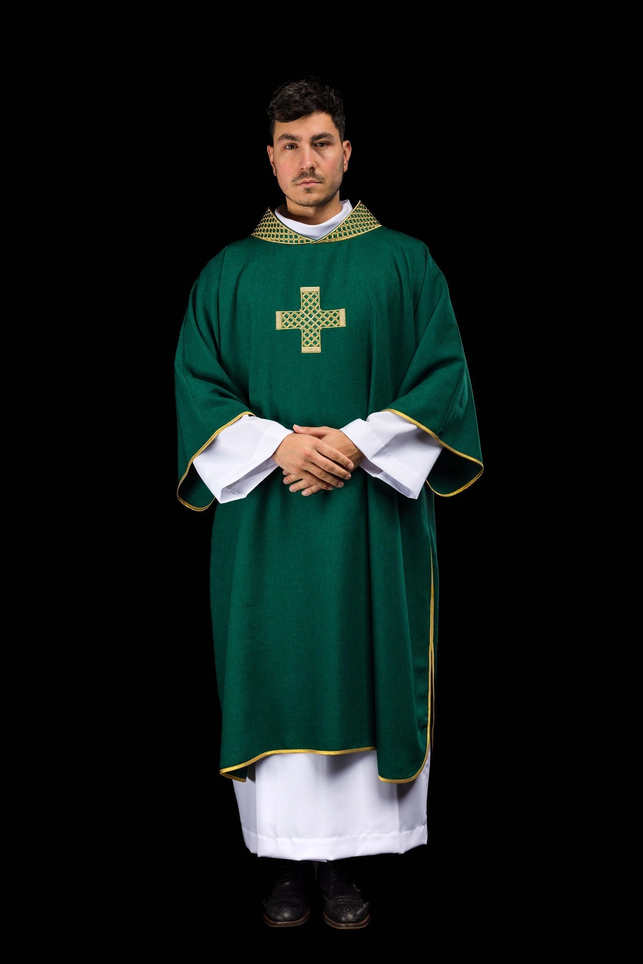 Green dalmatic with embroidered crosses and a collar S-1070-01-70-D DALMATYK - CHASUBLES.COM