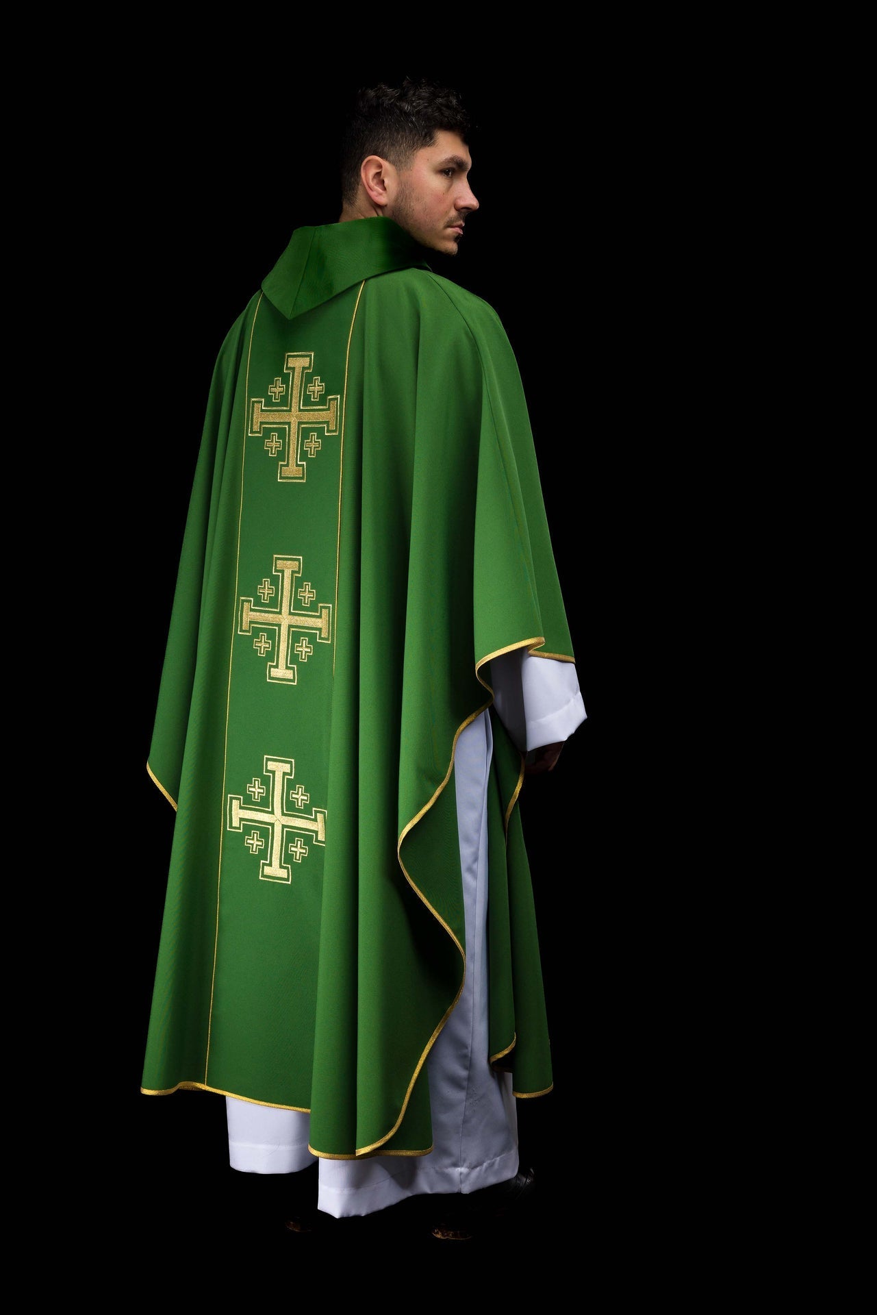Green embroidered chasuble with band and Jerusalem crosses KDT/7046/01/01 - CHASUBLES.COM