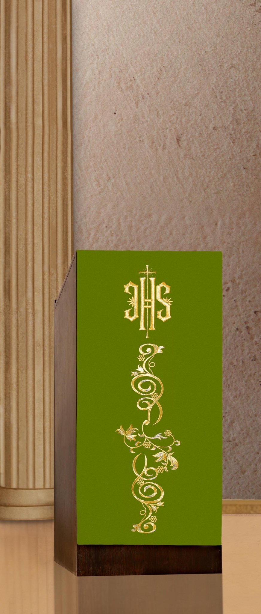 Green lectern cover embroidered with IHS motif KMO/018/01/01 ZIELONY 55*250 - HAFTINAUSA.COM