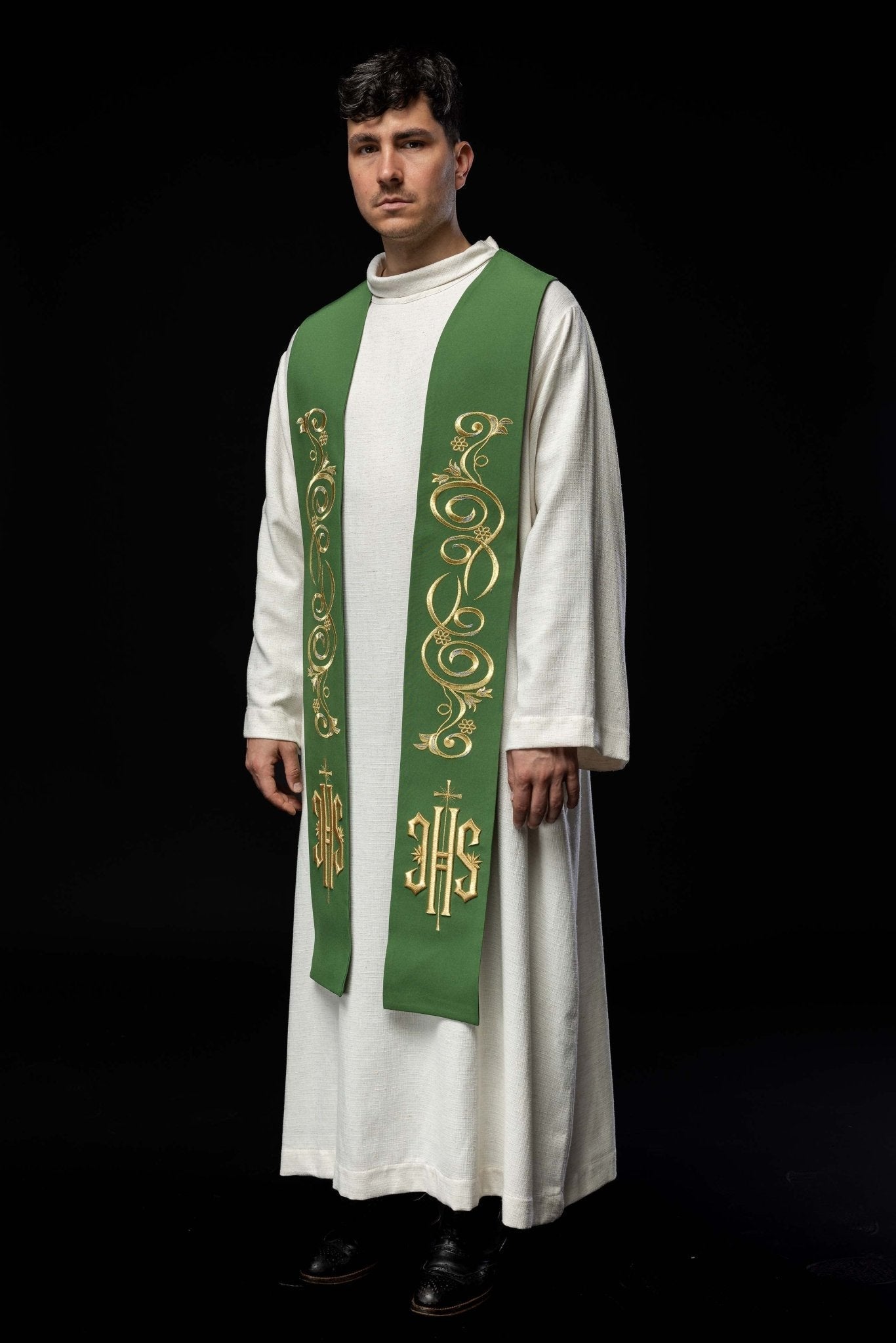 Green priestly stole embroidered with IHS KST/031/01/01 ZIELONY - HAFTINAUSA.COM