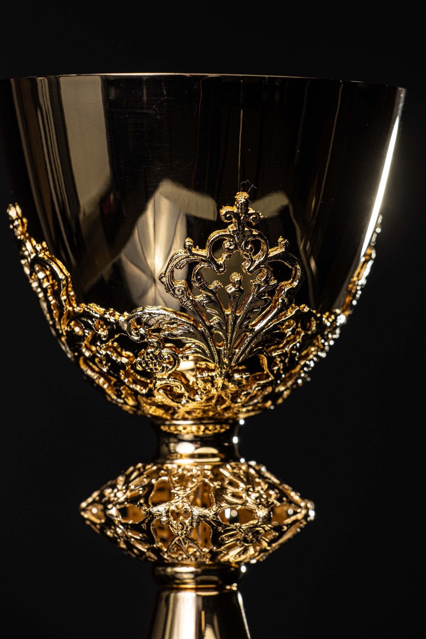 Handcrafted gilded brass chalice LB/KL/002/Z 19CM - CHASUBLES.COM