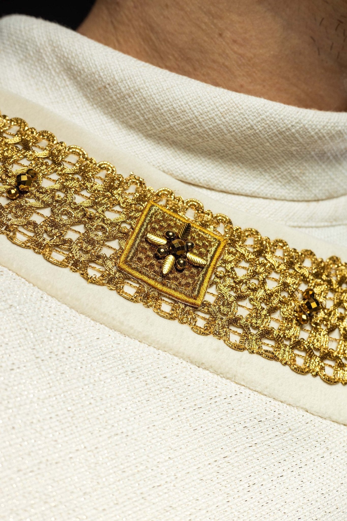 Handmade Chasuble with Natural Stones – Handmade 7002 HM/7002/05/71 - HAFTINAUSA.COM